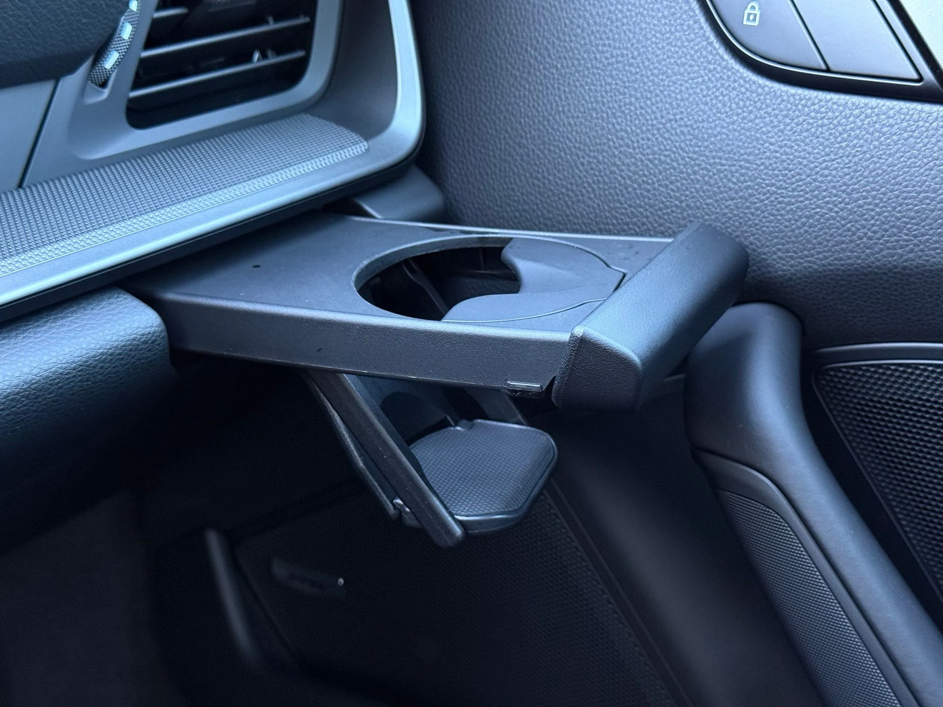 mph023_3804679848_af5675f209b49aa1048ef7f52d1d68d7_3a2588f1b2