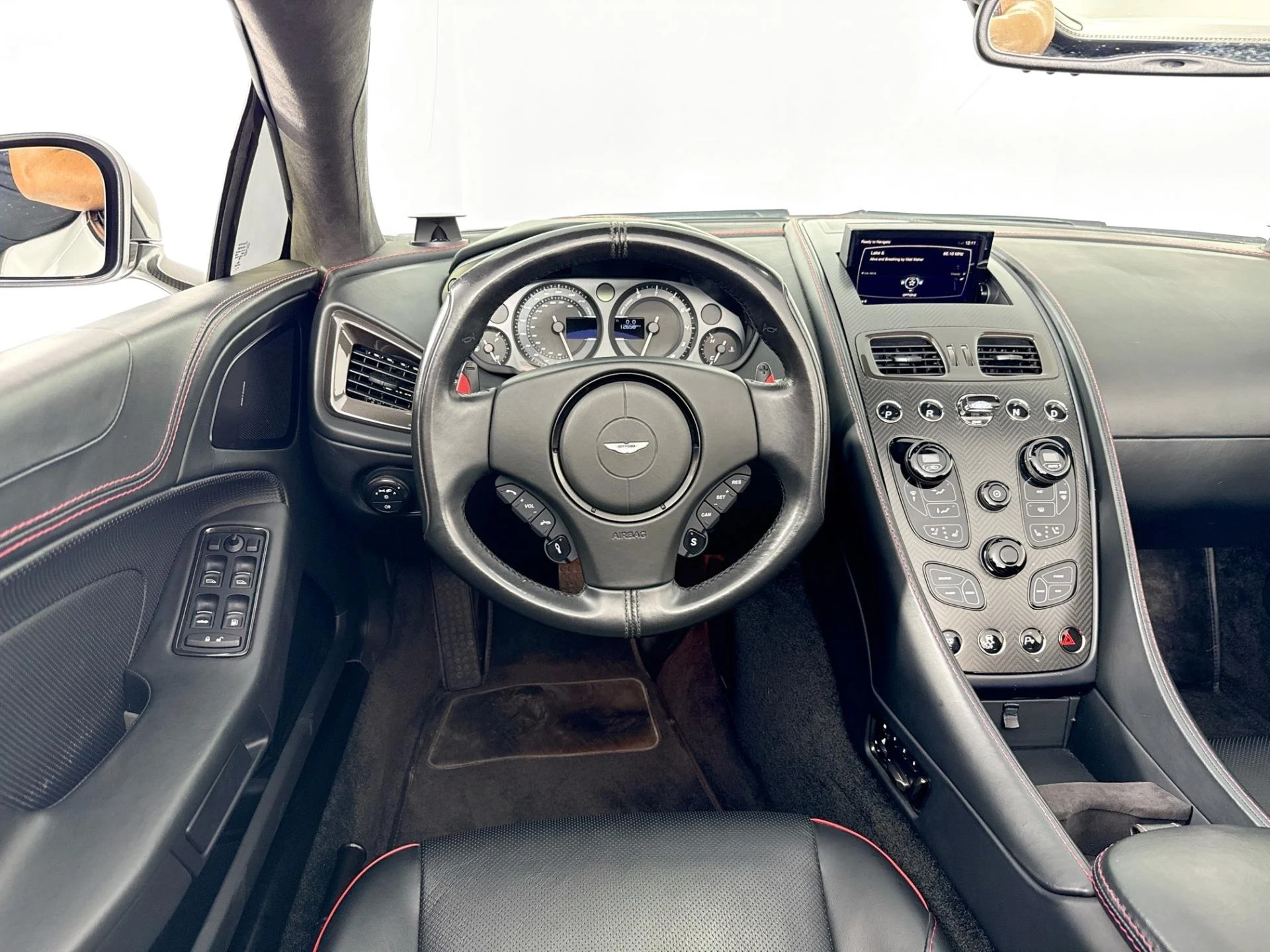 mph023_3805154210_Used_2015_Aston_Martin_Vanquish_Volante_1782334093_6b0f471547