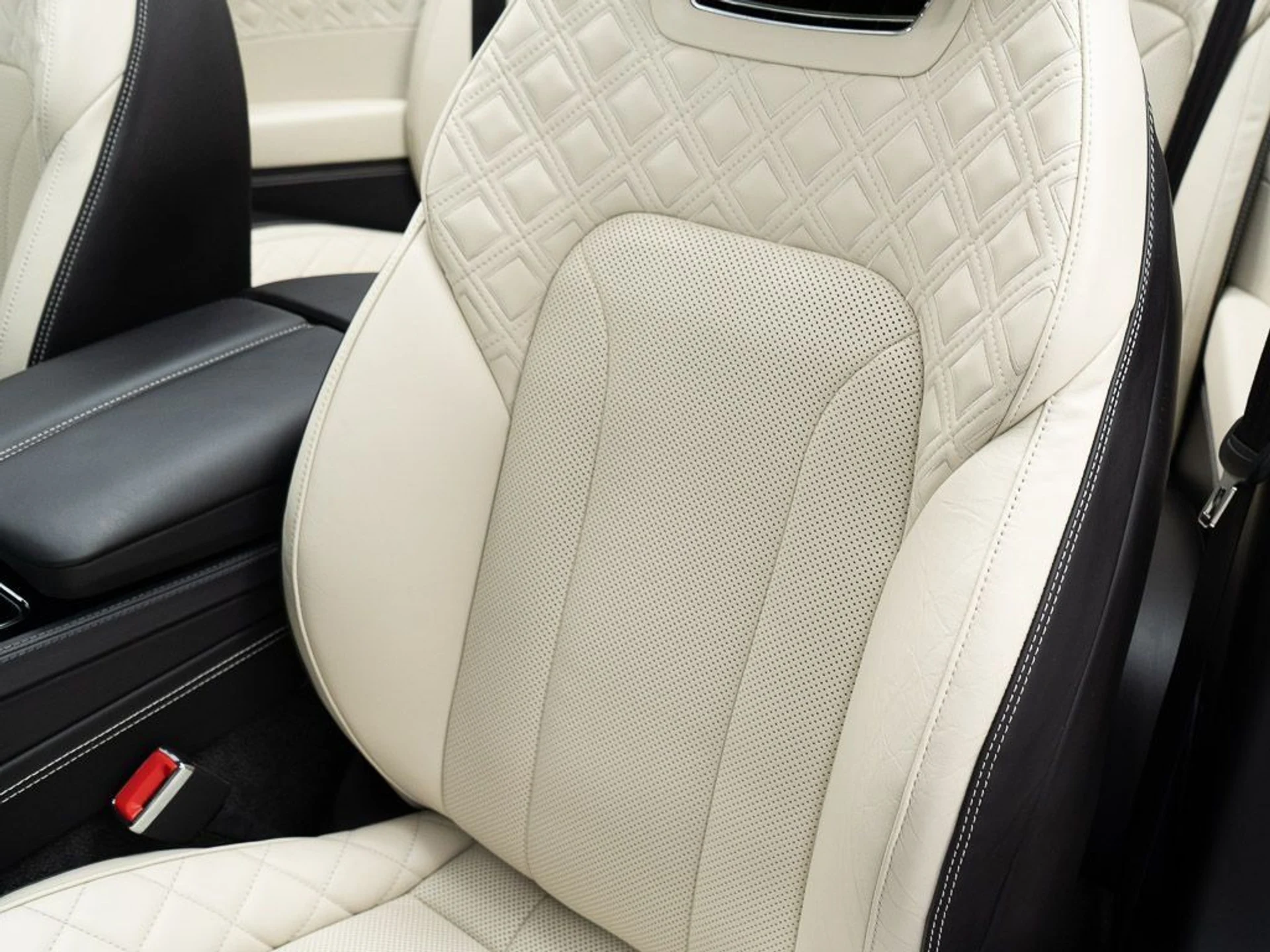 mph023_3811359021_16fa9f724f7b4425a842b5571cb580ef_82f9bf36f5