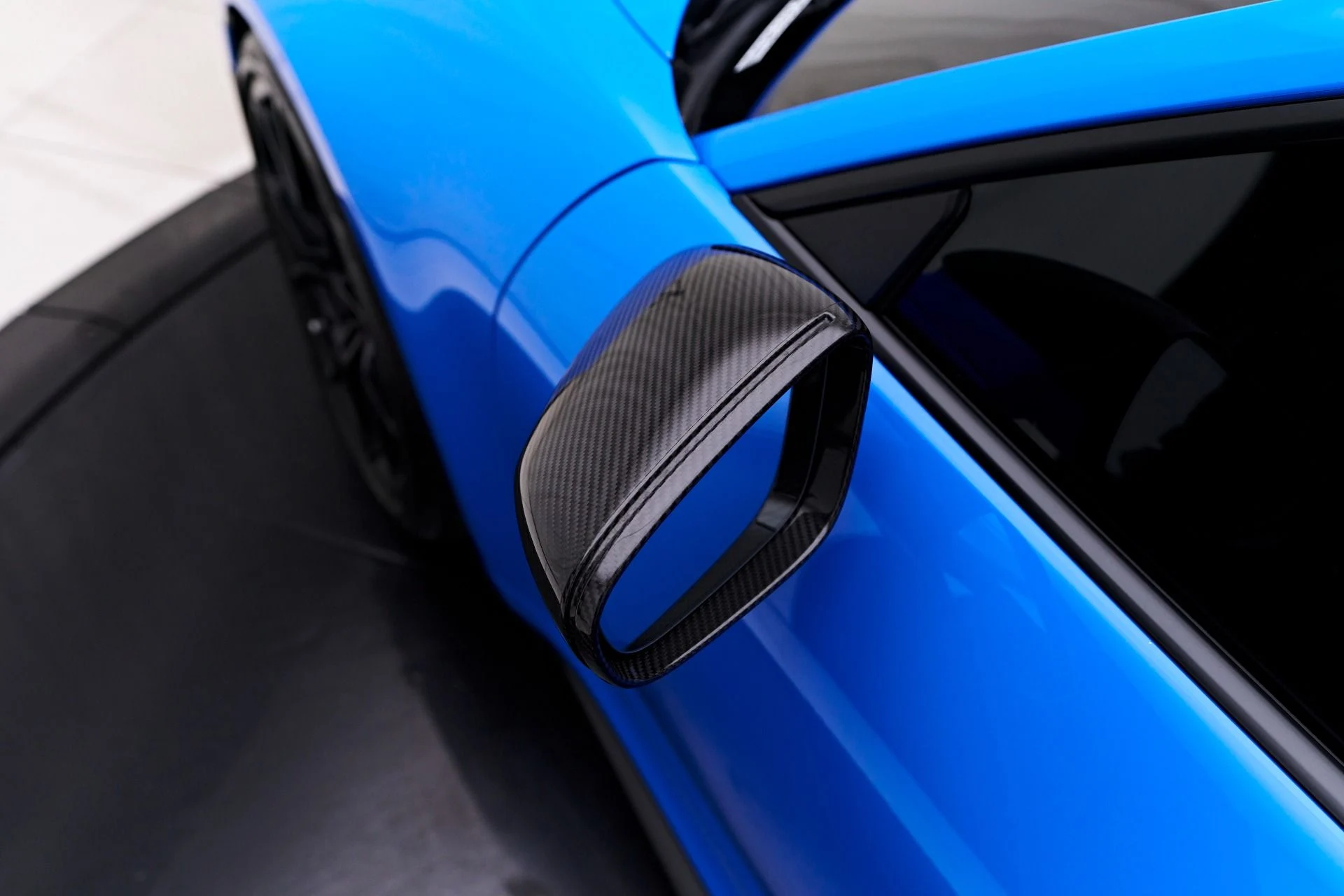 mph023_3817178116_Used_2022_Porsche_911_GT_3_1757034813_0076d3d19f