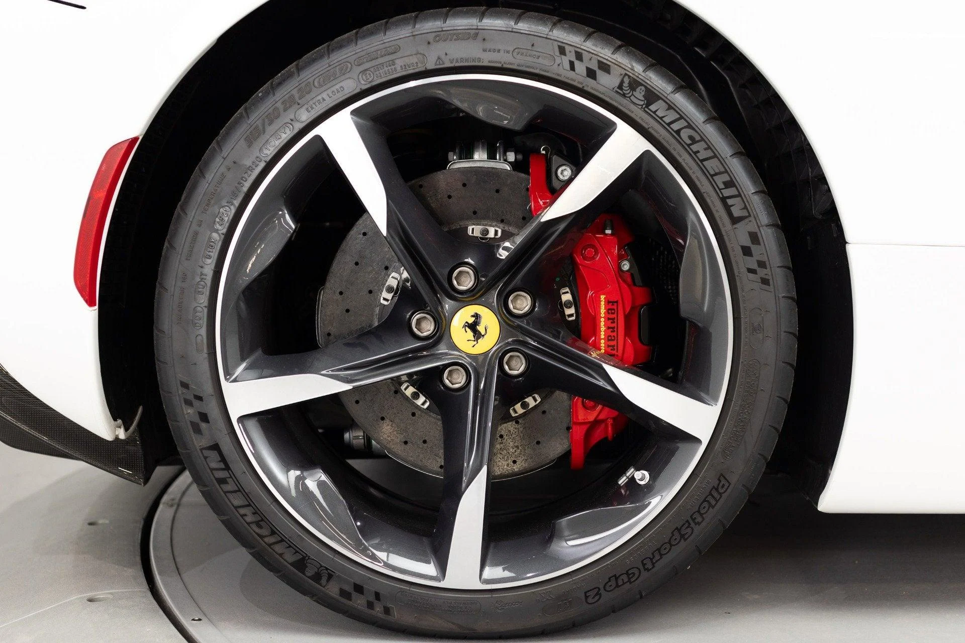 mph023_3820472302_Used_2022_Ferrari_SF_90_Spider_1777382746_a962387d41