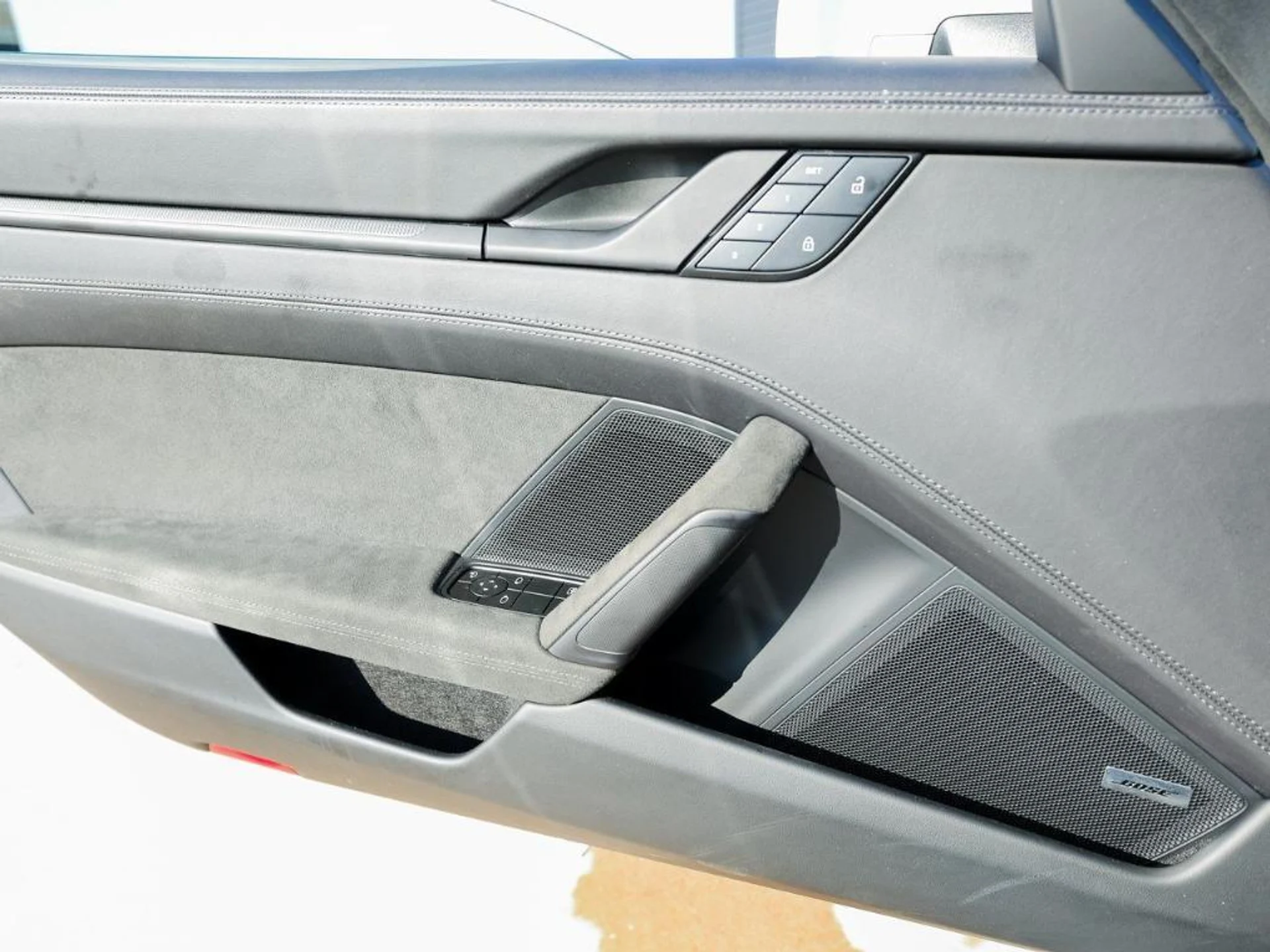 mph023_3825517924_4_G_Al_KBZ_6a_N_Sa0_W_Hf5_U_Wmo_3u_Xd0_59f3687ef6