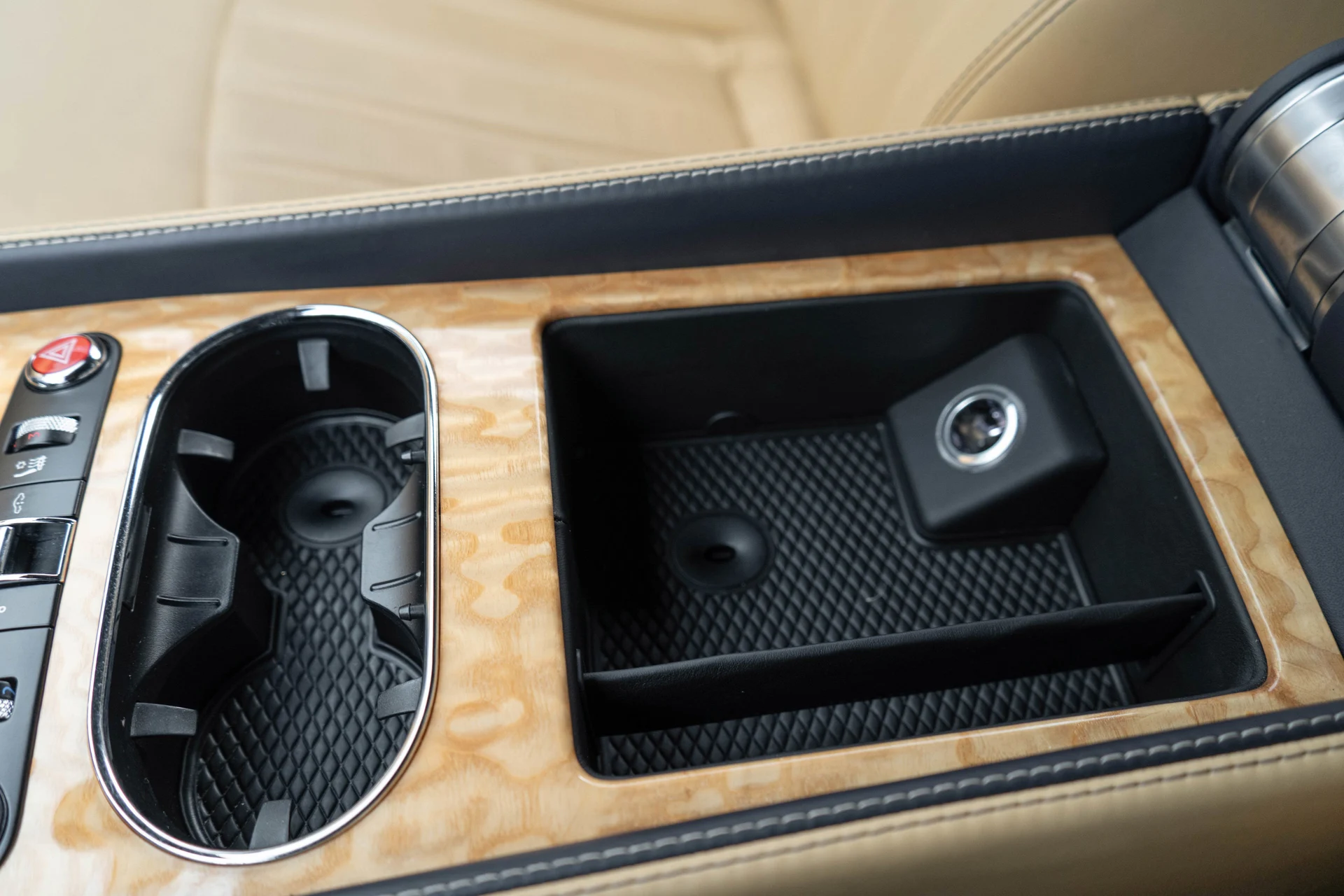 mph023_3826655519_24_1b8768911a