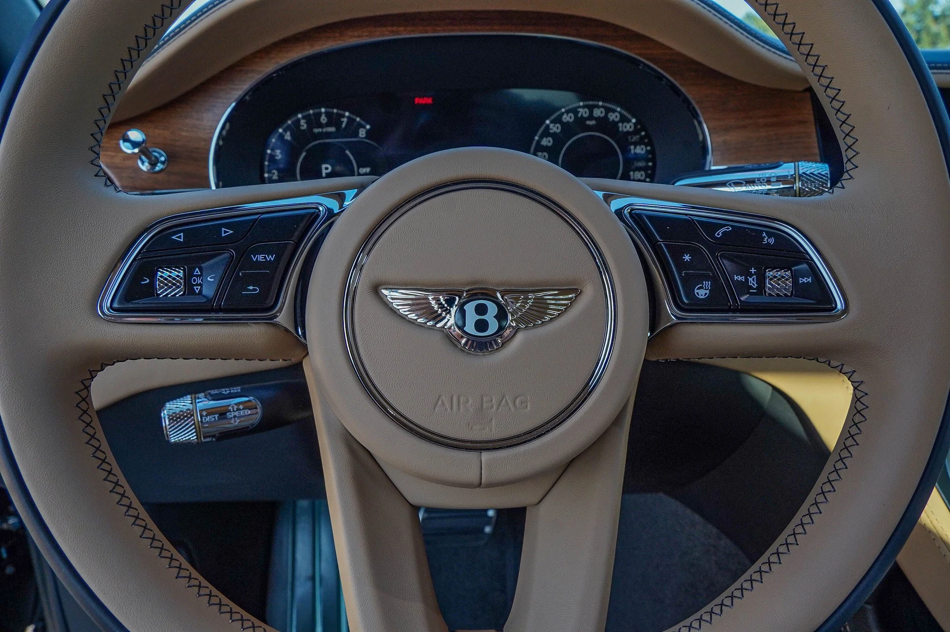 mph023_3832019405_Hi_Tech_Luxury_Imports_LLC_SCBDP_4_ZG_6_TC_025074_image_23_5f0455f037