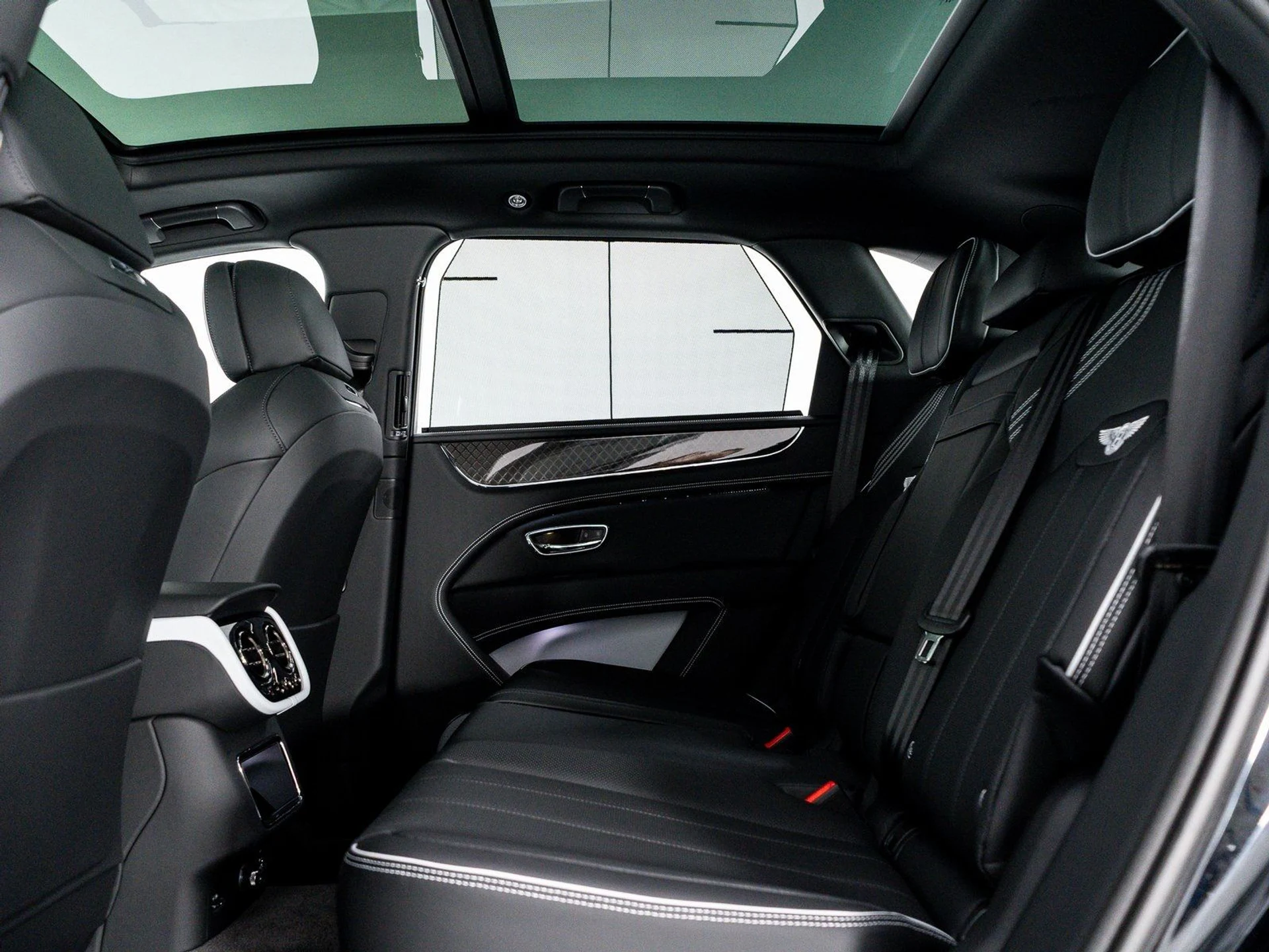 mph023_3837913984_5847b15adbcaaec04b4a3935283ccdd4_fc38765246