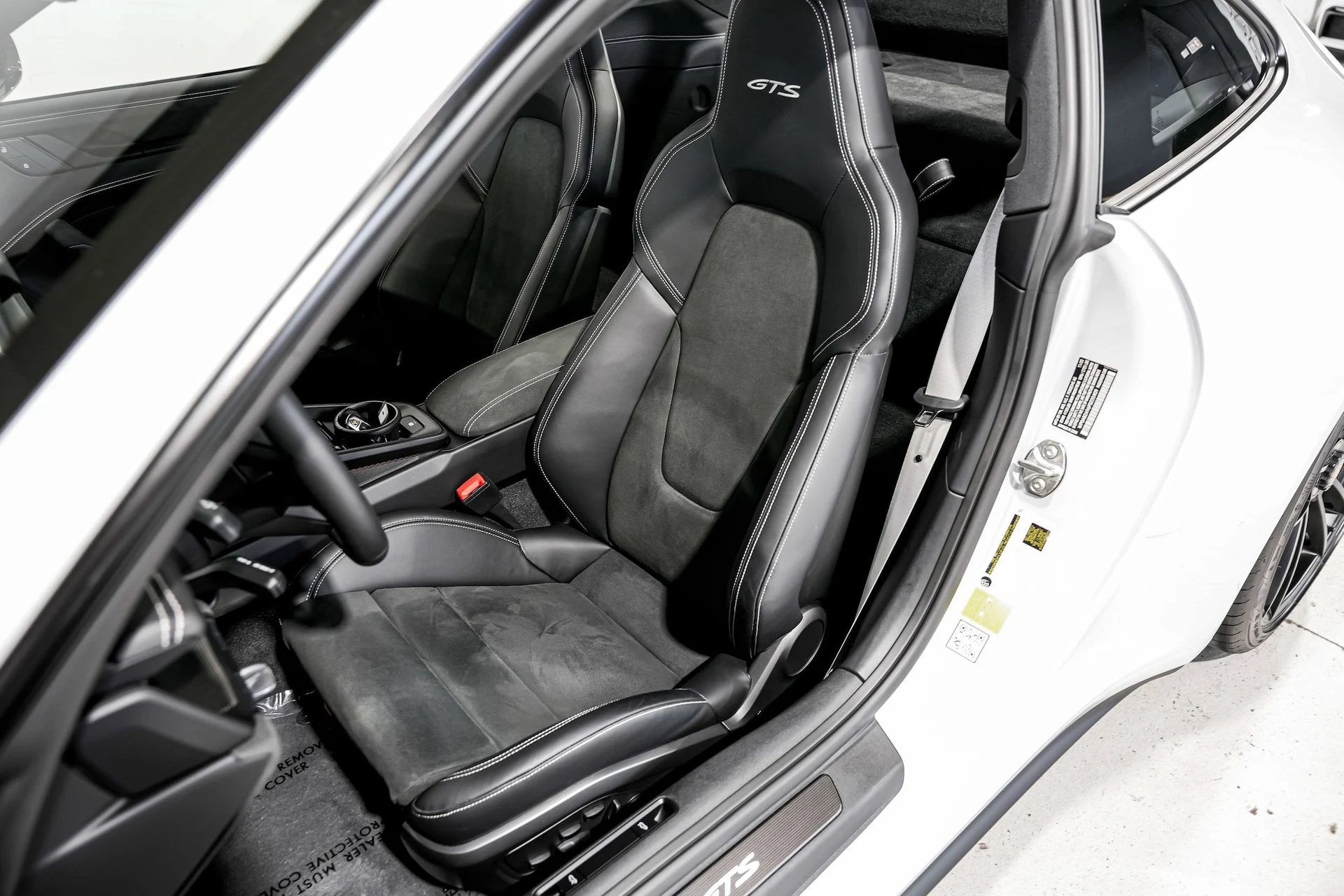 mph023_3856762068_08cfe3c2f3ce470a9d8b505c698fbd1bx_bb69c87b91