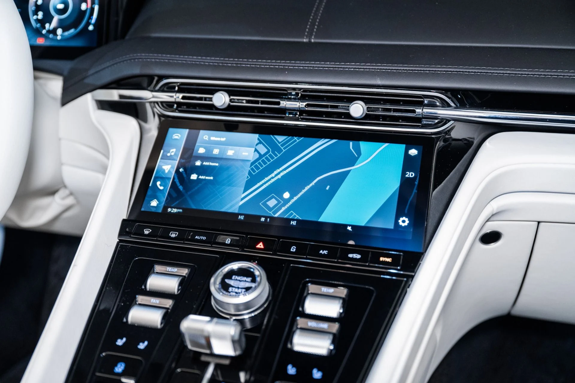 mph023_3861087773_Used_2025_Aston_Martin_DB_12_Volante_1741214270_8b547dee41