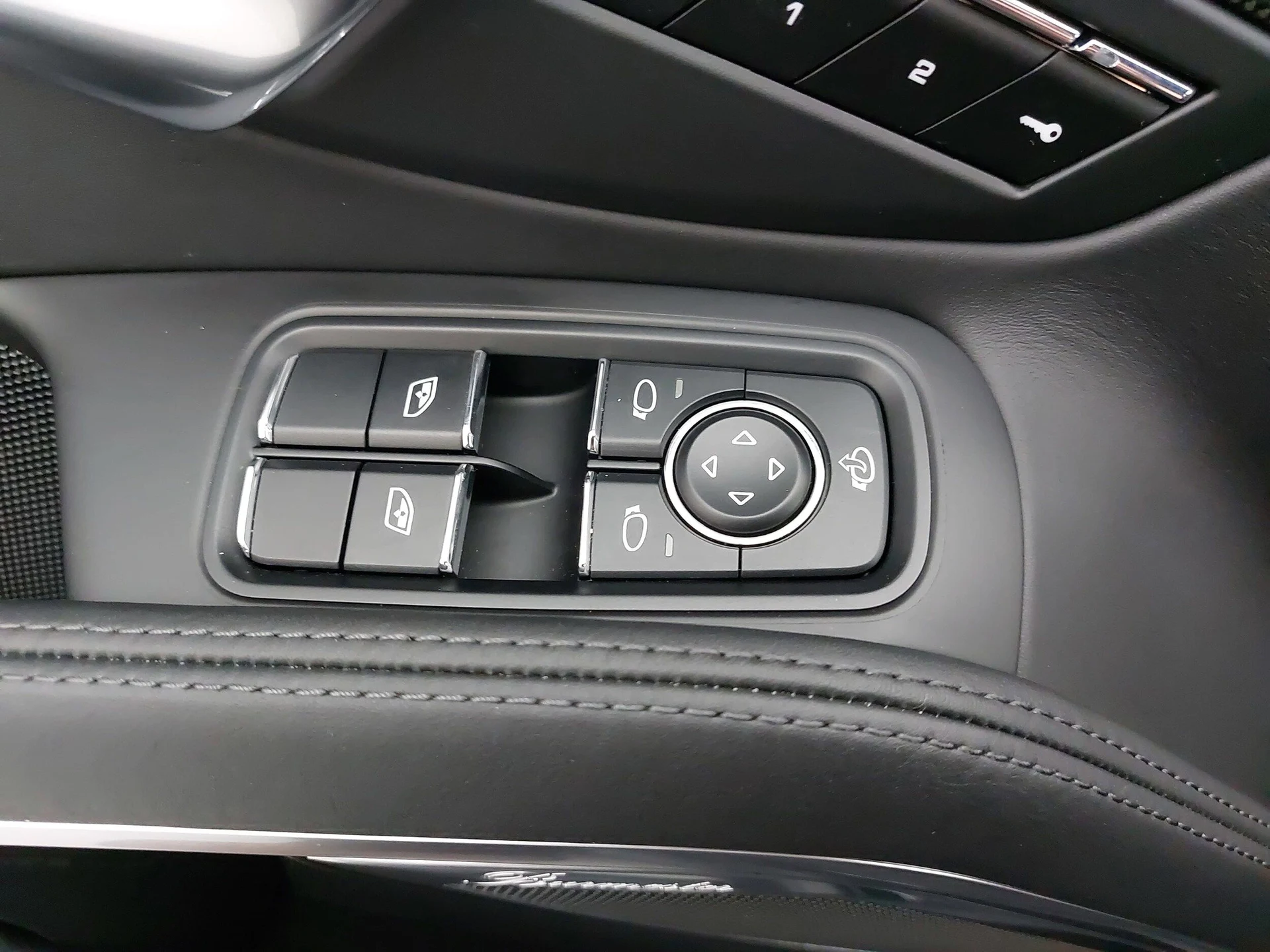 mph023_3861717358_48d0d09e461c29a873ab163ec1dd504fx_11384deebf