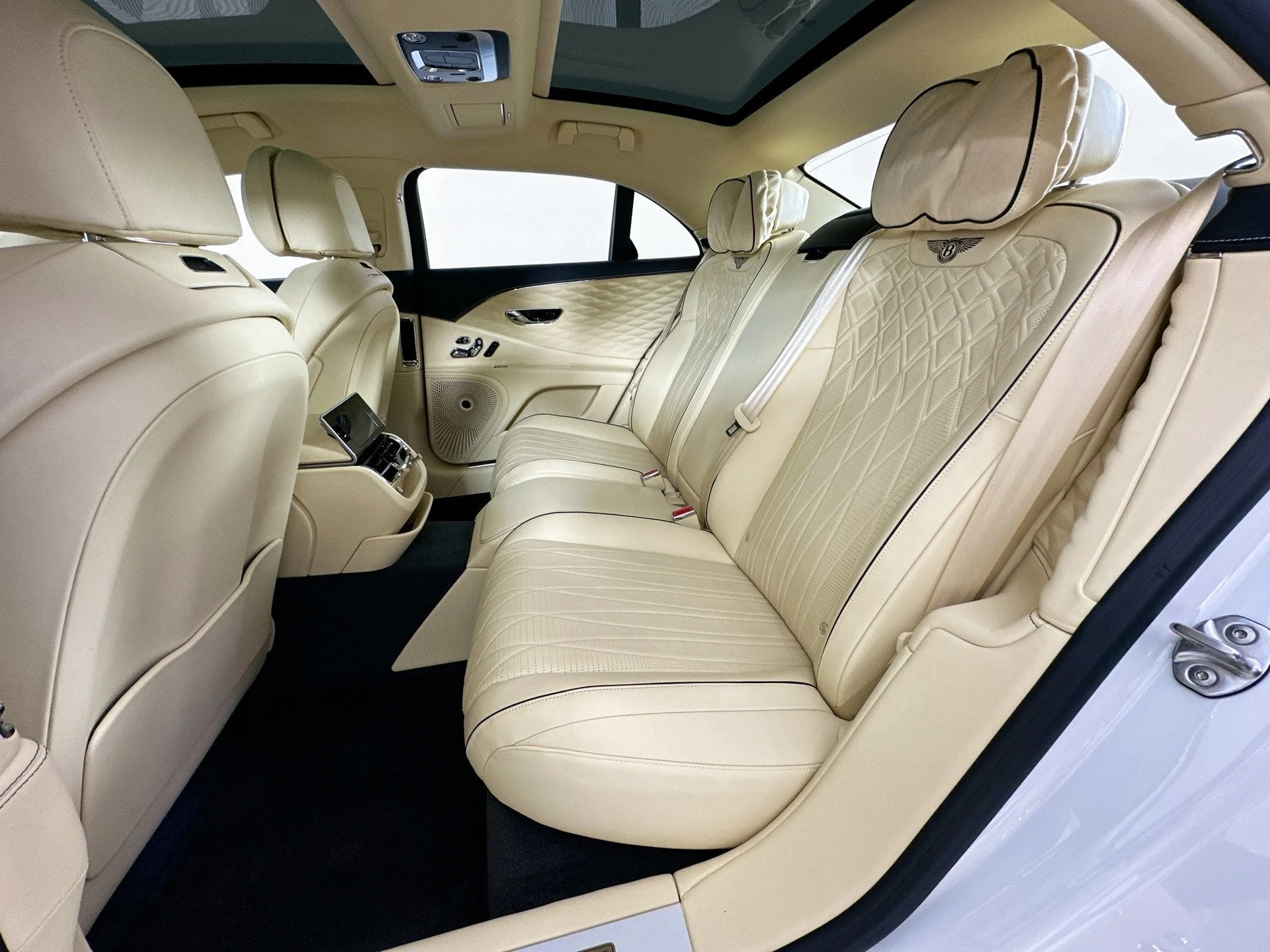 mph023_3866318060_24_de79127e6b