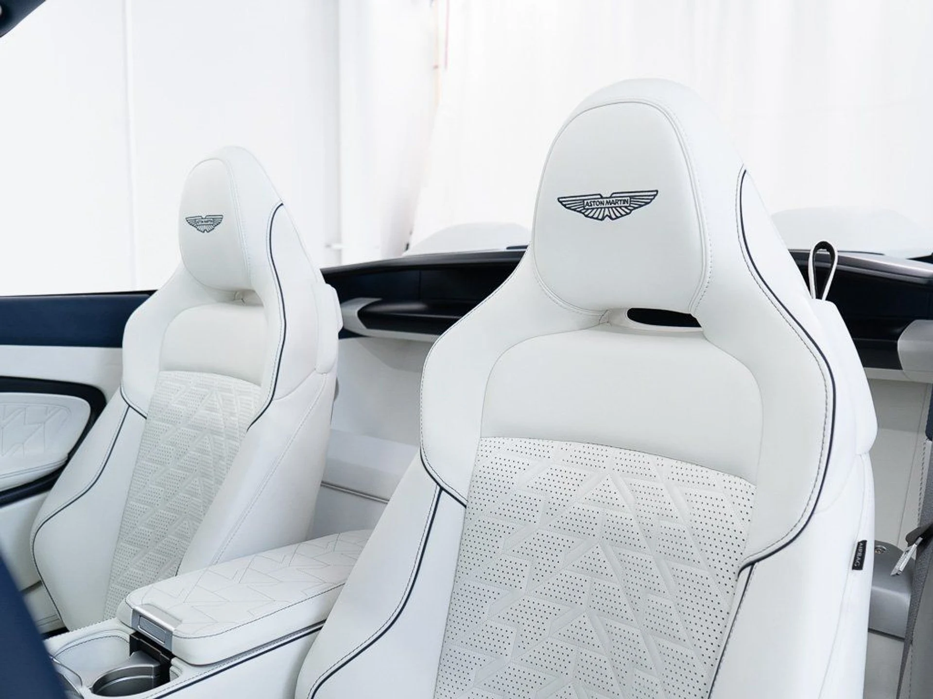 mph023_3867873572_9686250010802177ae6491ff13f1e202_65aba4e53d