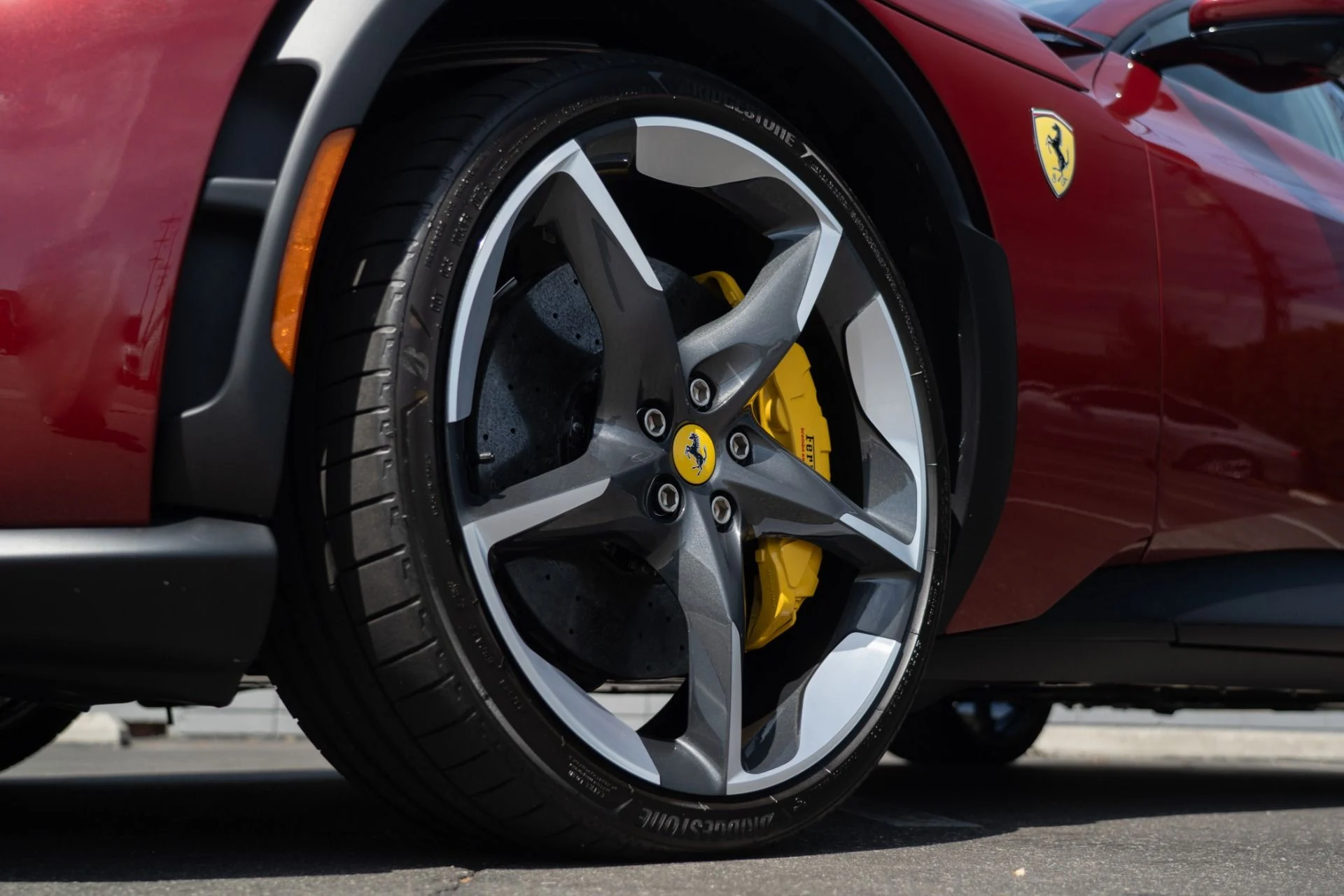 mph023_3869178853_Used_2024_Ferrari_Purosangue_1755810052_01a28cdda8