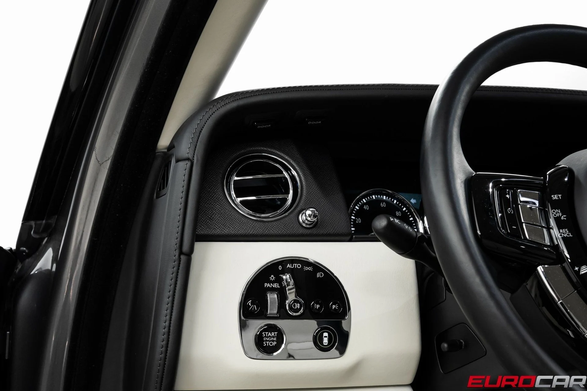 mph023_3871405957_image_24_071b9062ae