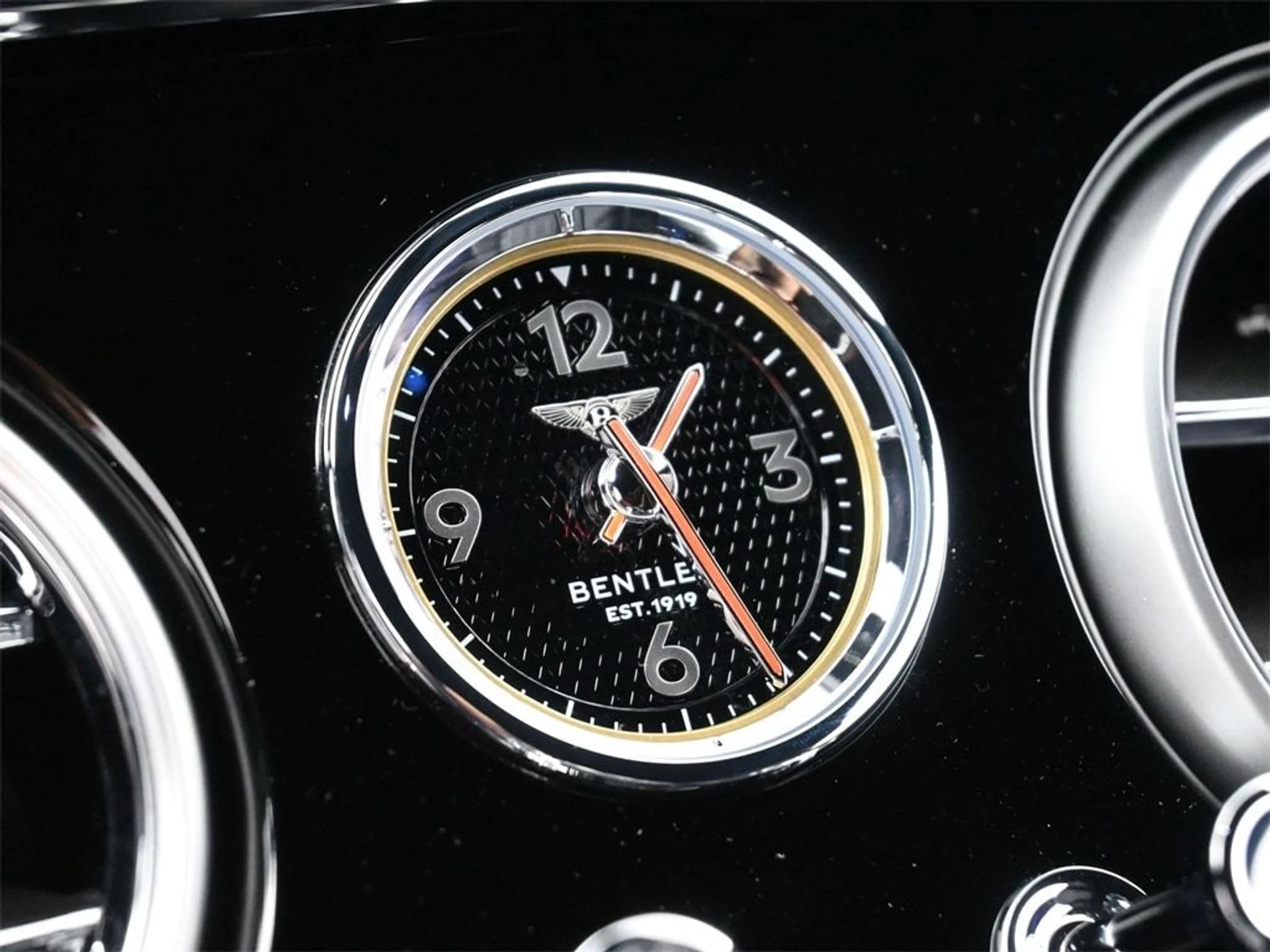 mph023_388177438_bcdc30a1a388db8999ae95f01e071747x_a54025280f