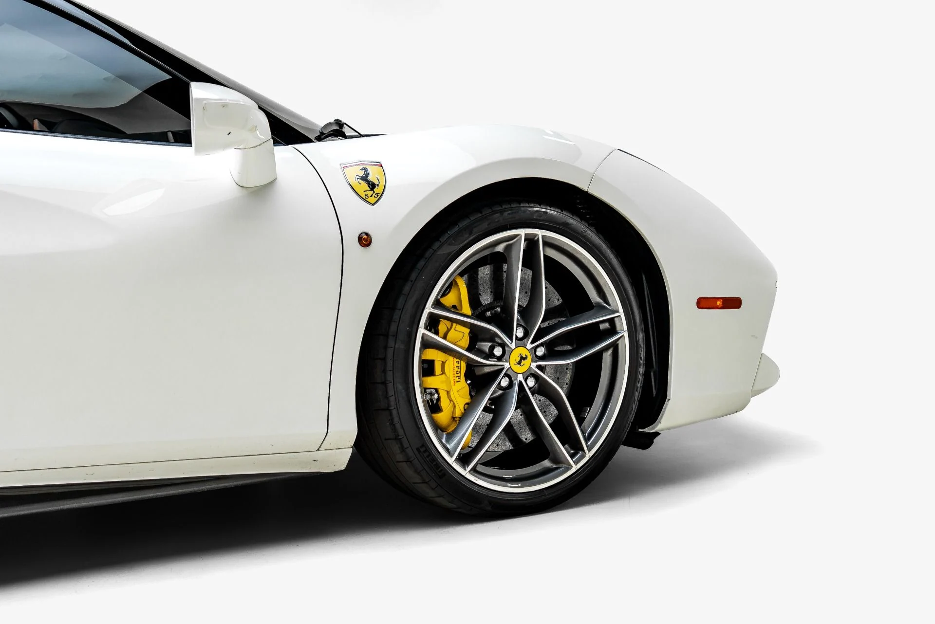 mph023_3884811502_Used_2017_Ferrari_488_Spider_1784937317_1799734085