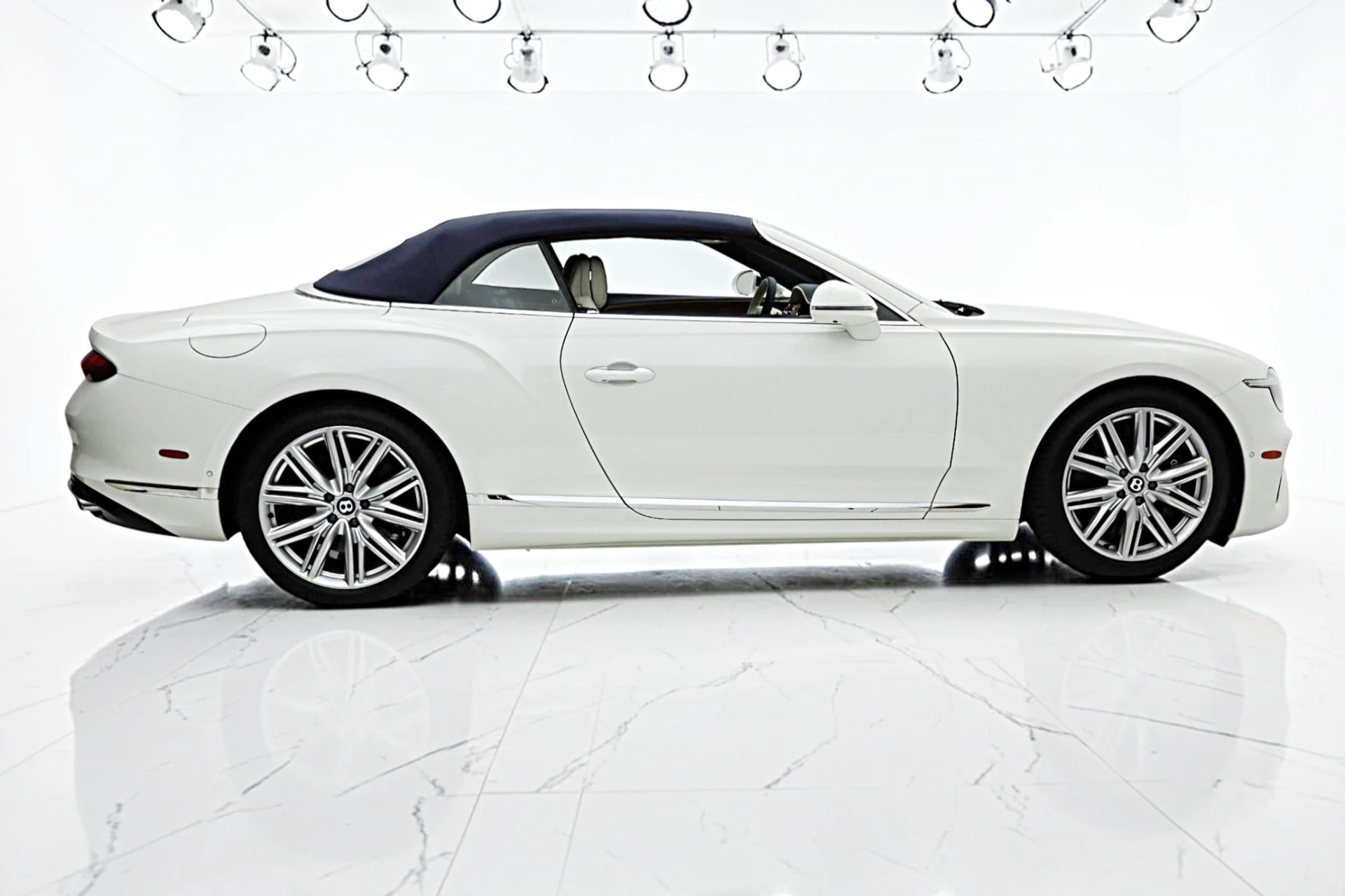 mph023_3888266234_New_2026_Bentley_Continental_GTC_07ef131f47