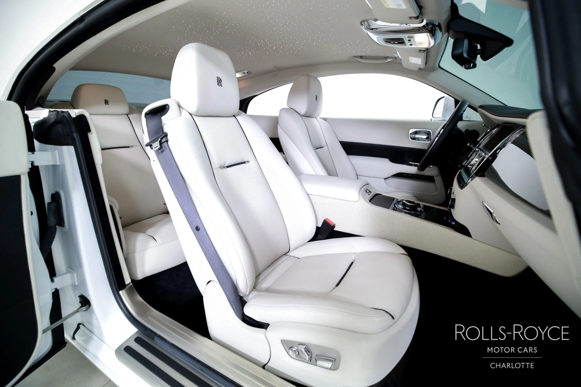 mph023_389821118_Used_2014_Rolls_Royce_Wraith_1778858283_eb2e5a4095