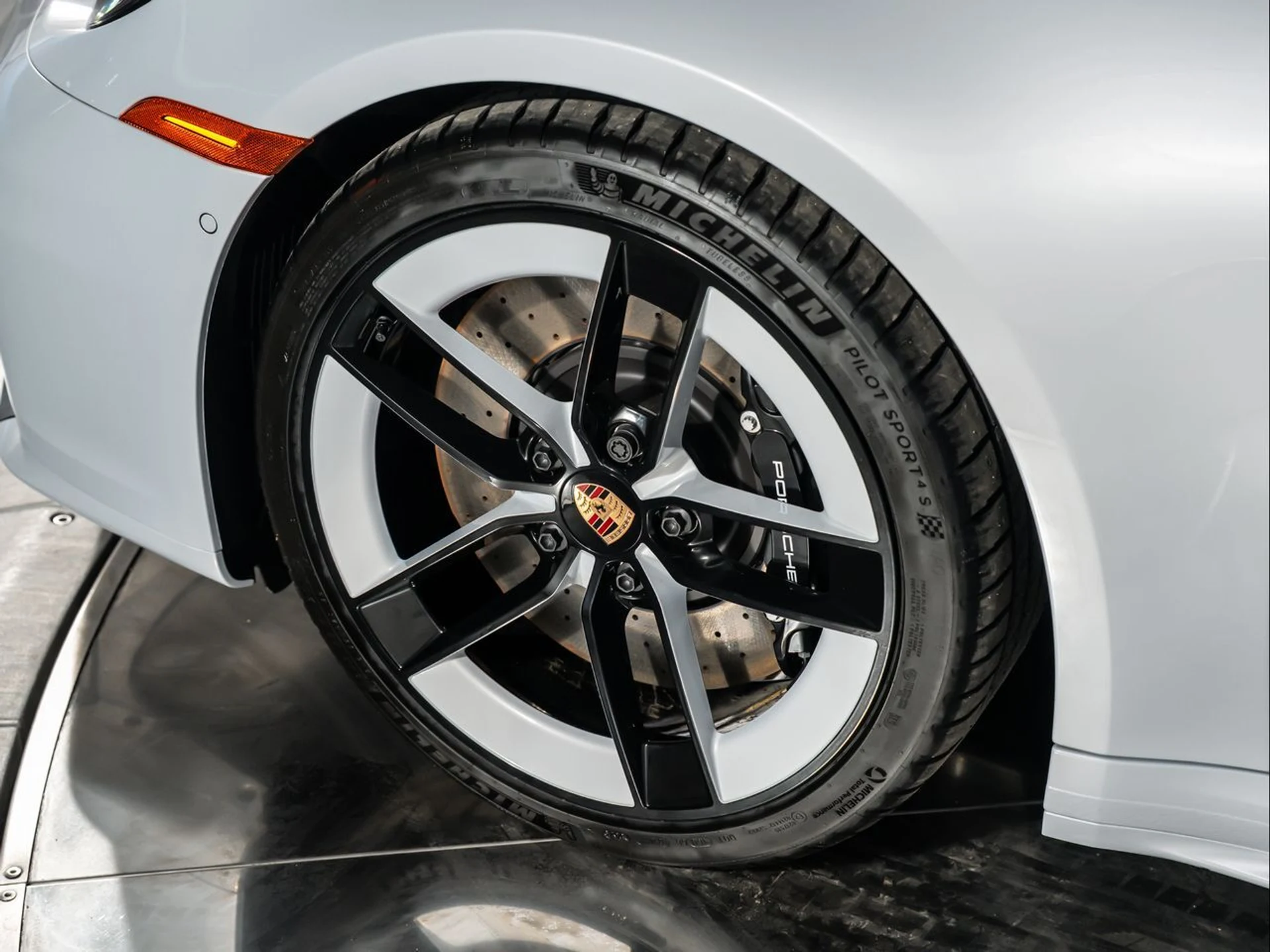 mph023_390828744_7e44b2f9c17b59bbdac75354d0e0c493_fa15d99bf0