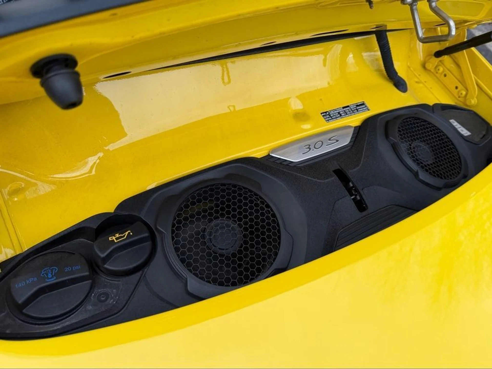 mph023_3915941663_4_A_Rou_Uw_D_1_P3d_D_Kw_T1_Ne_F_Ml2hb_E_3d507244a9