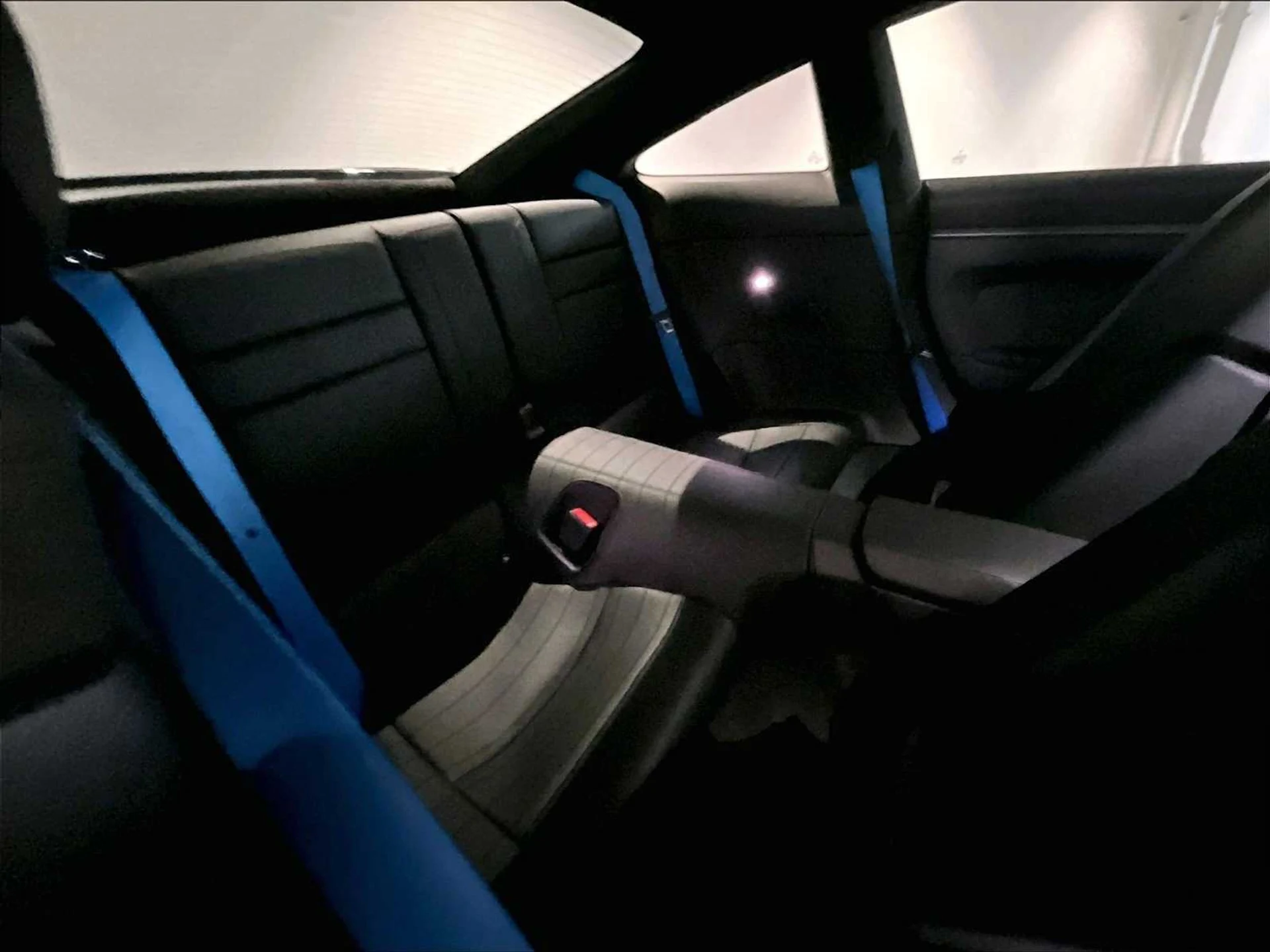 mph023_3917018334_ebe28411d234804185d8f06faeb42529x_22f7d3e7ea