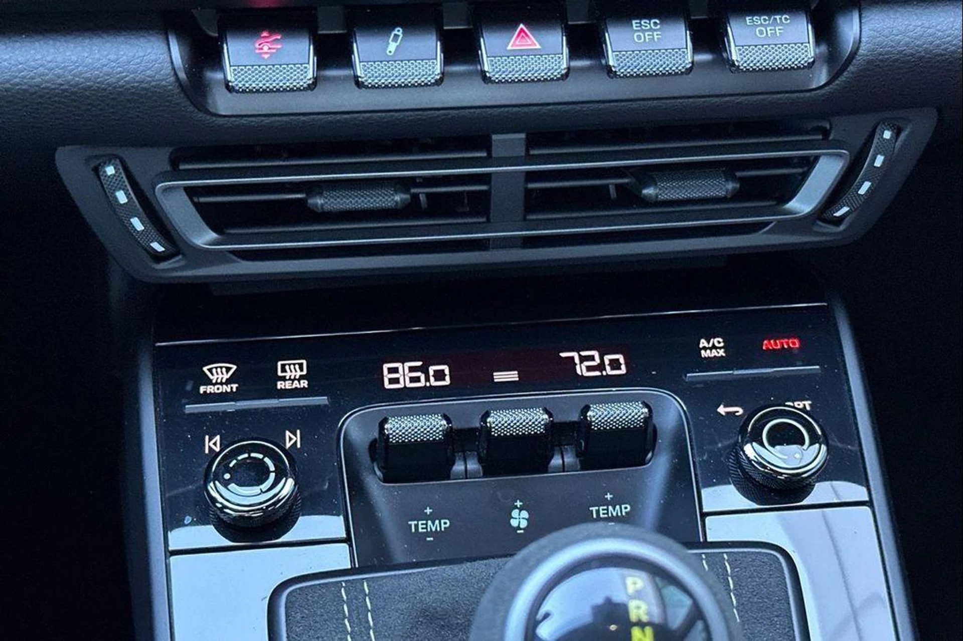 mph023_3917137321_c29_Q_Snv_PJ_Wsse_Ls5_M_Cape_JT_Og_B4_b5ea7d79a3