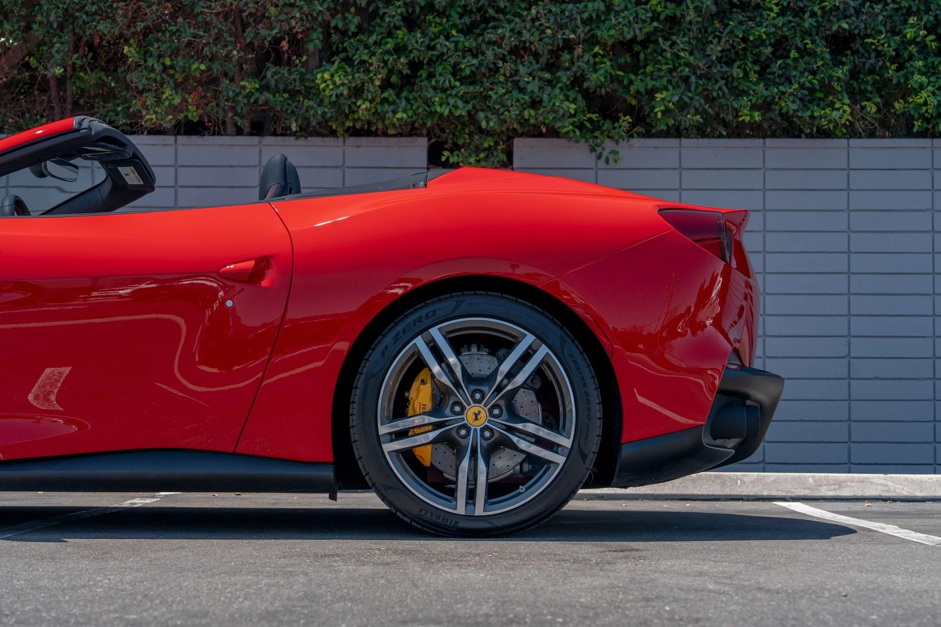 mph023_3918949369_Used_2022_Ferrari_Portofino_M_1754671897_2eb9001f1d