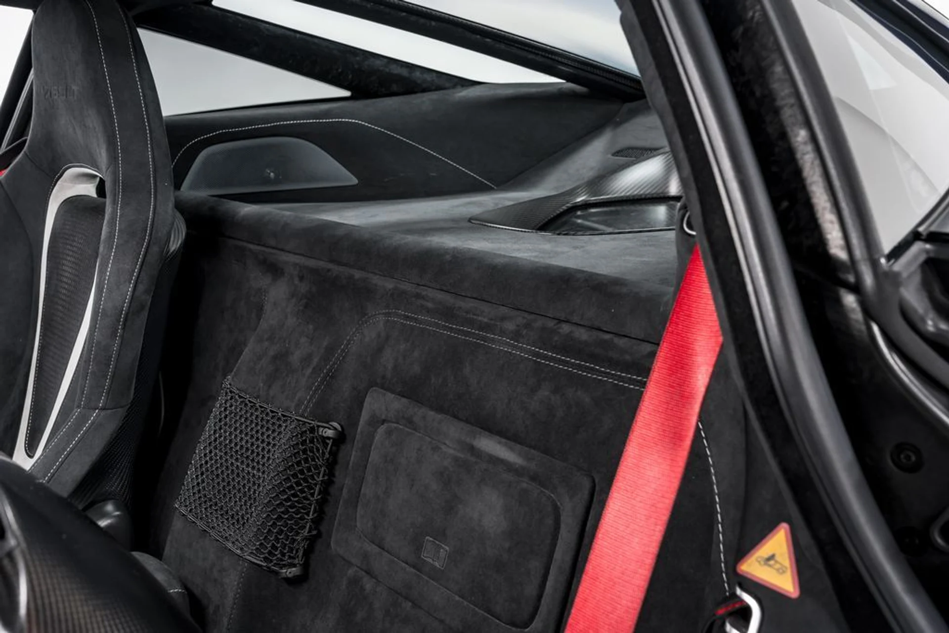 mph023_39264919_b6b9fe71e4a00bda4ad5d7c8f8d4aa19x_ed3050c6fb