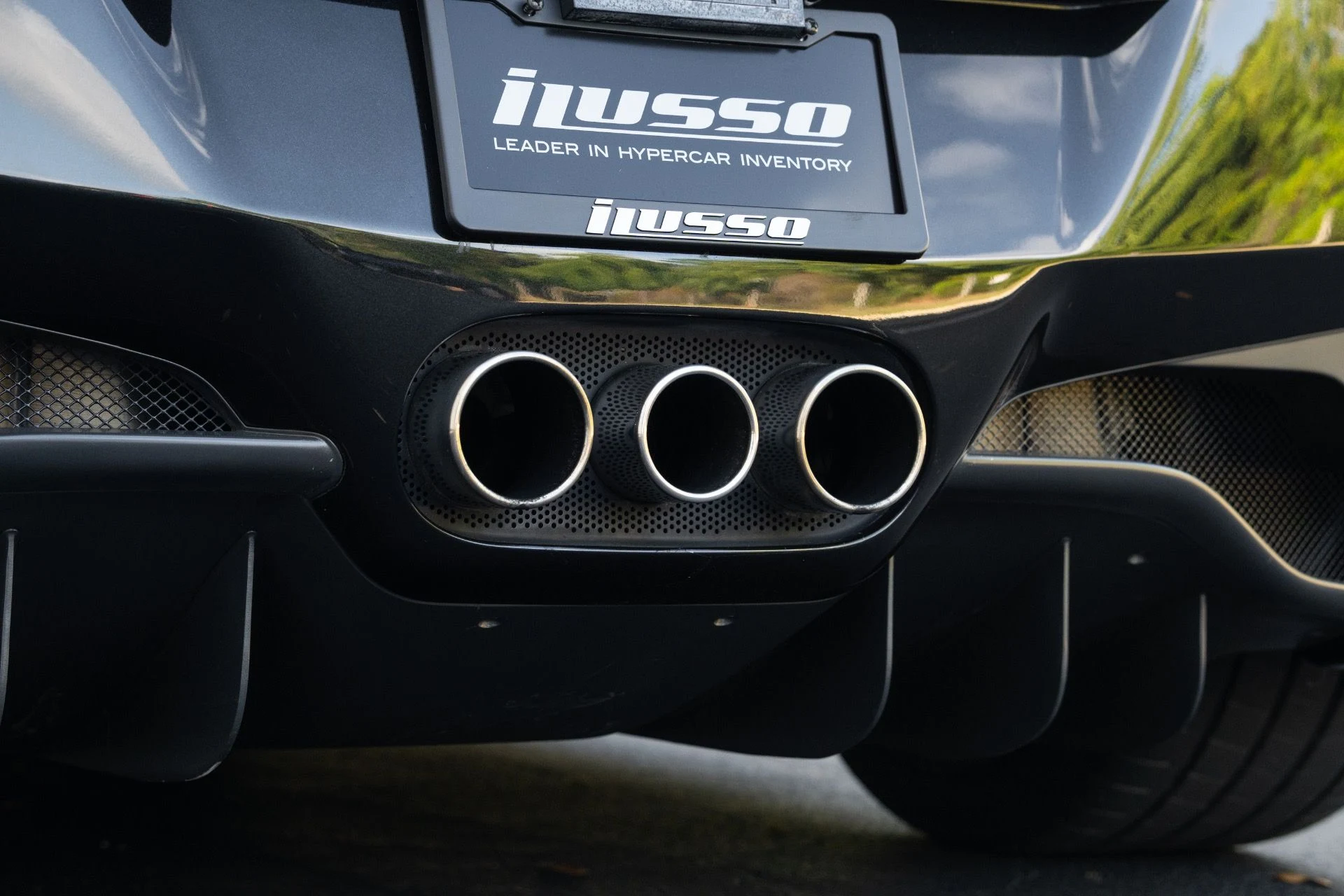 mph023_3928117685_Used_2013_Ferrari_458_Italia_1773252812_5e05c59c3d