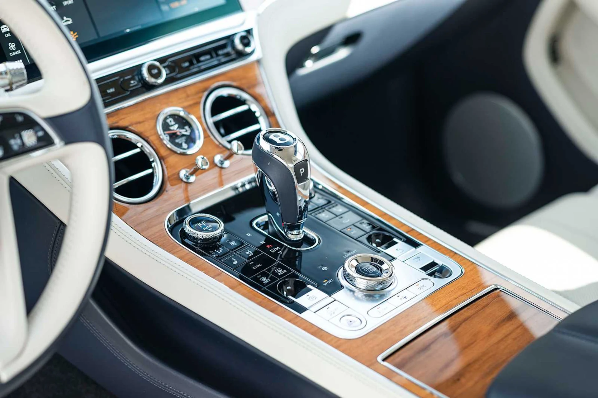 mph023_3929329428_b8de51d445c0d098ba4b7764263953acx_0f93345509