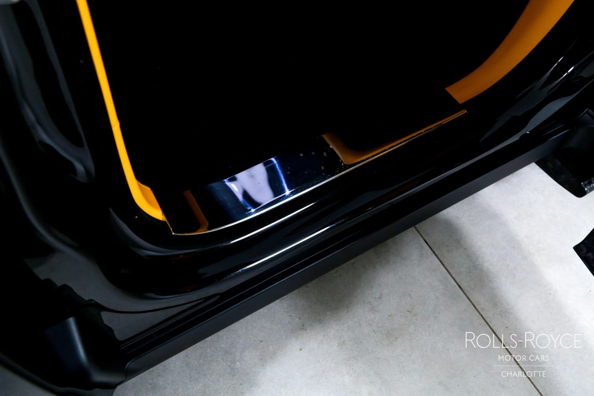 mph023_3933816071_Used_2024_Rolls_Royce_Cullinan_1764777967_ed15bd2e41