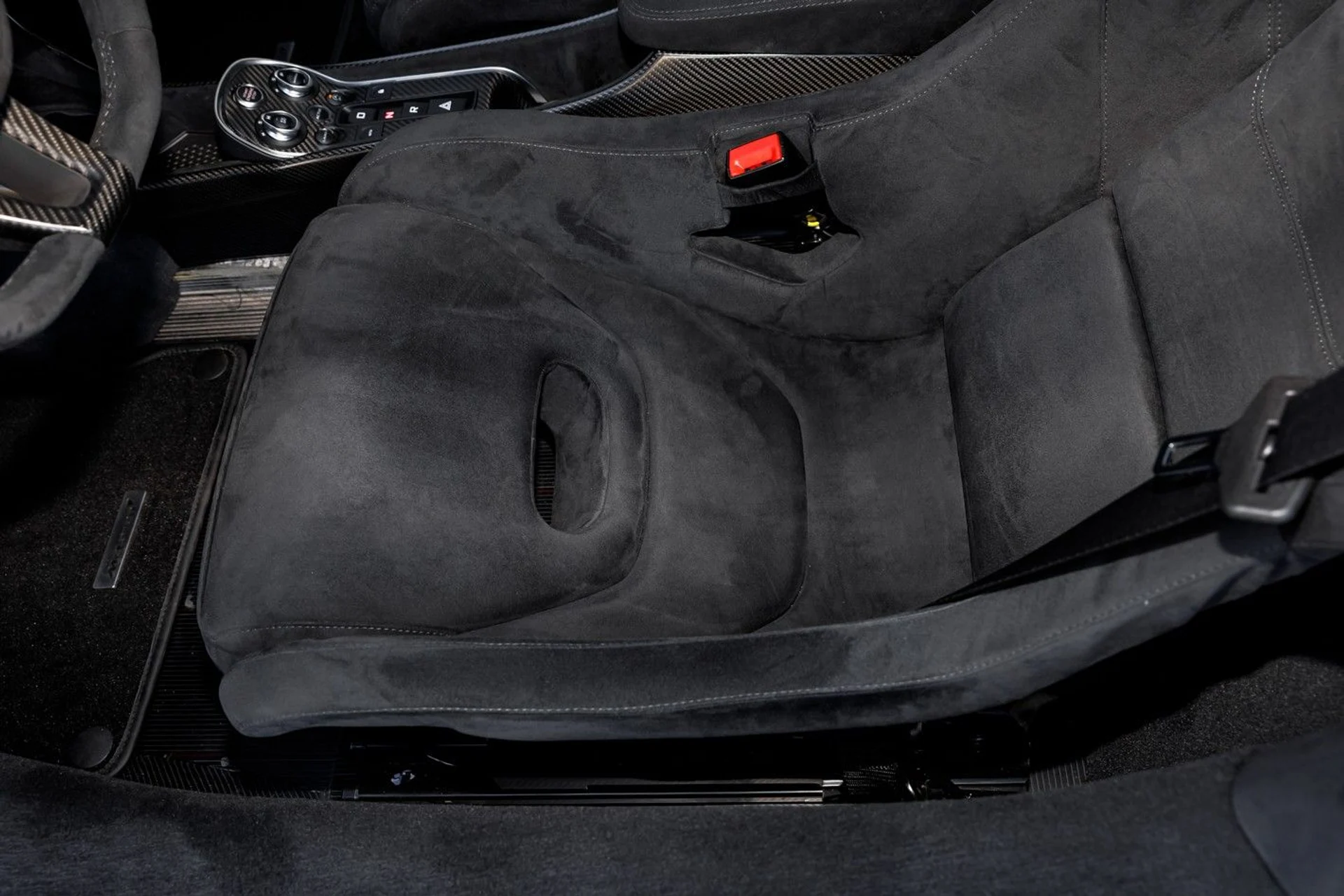 mph023_3938274241_615_p24_l_c0780d5a83