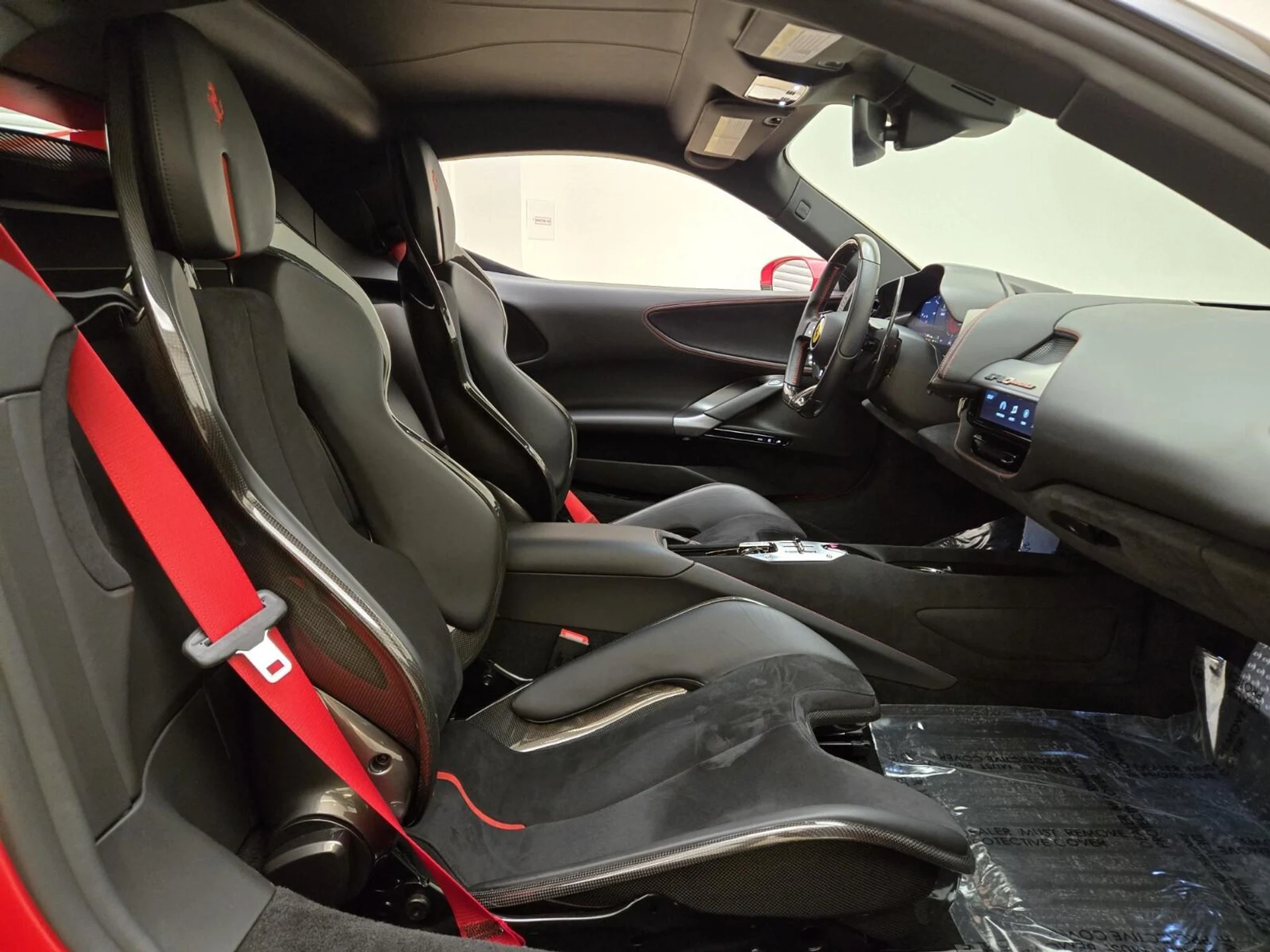 mph023_3938309031_Used_2021_Ferrari_SF_90_Stradale_1762500917_f30338d30f