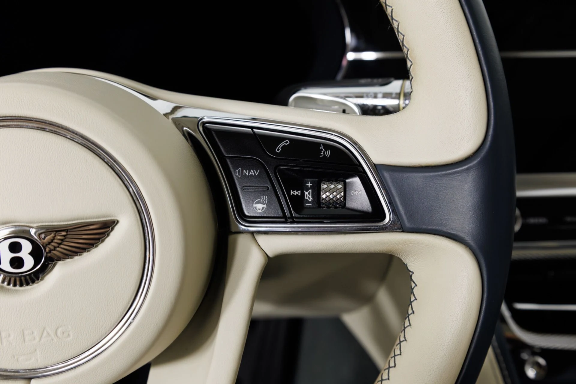 mph023_3938322517_Used_2020_Bentley_Flying_Spur_W12_1776899551_3ded488a10