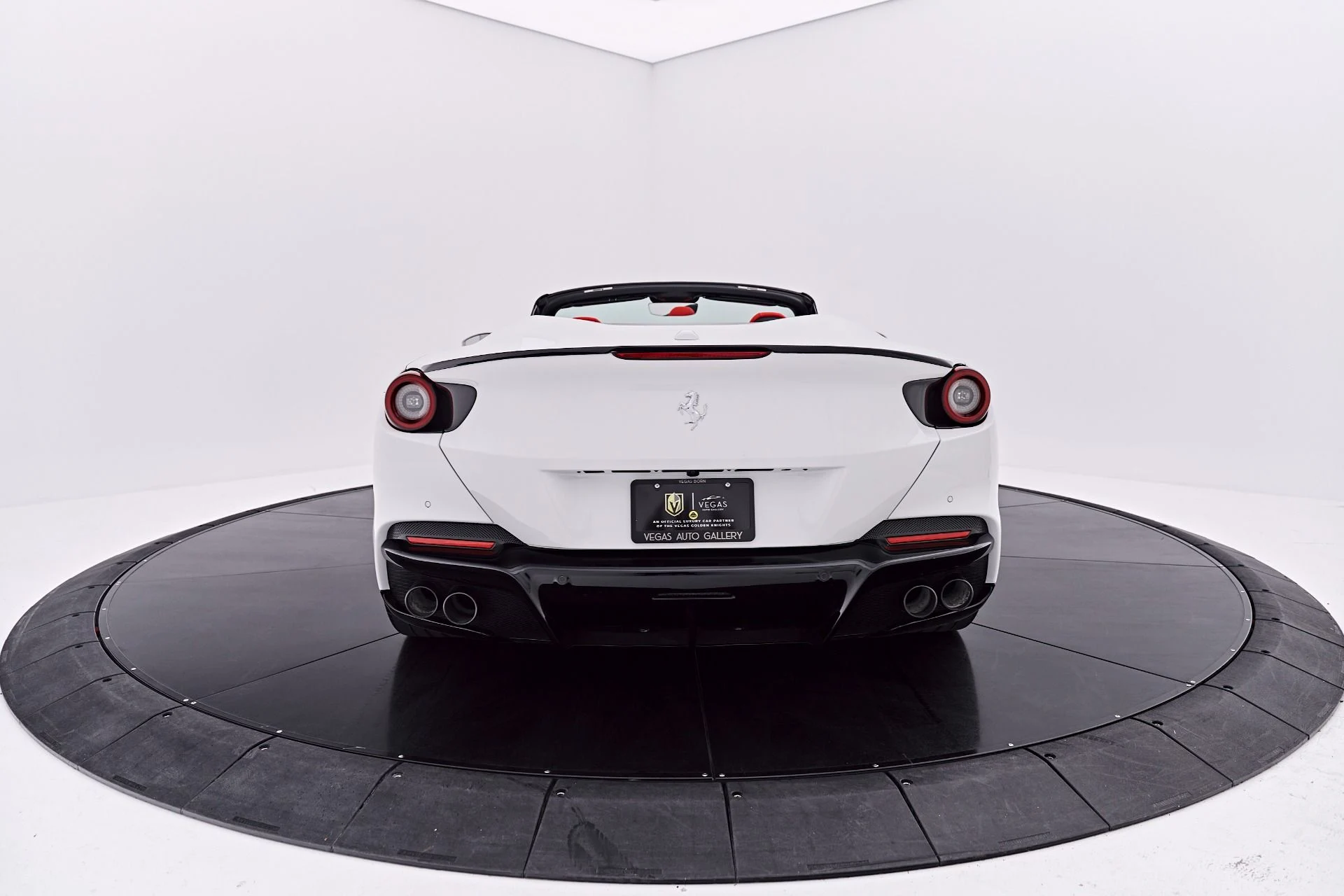 mph023_3939646359_Used_2022_Ferrari_Portofino_M_Base_1785971813_321fae65dd