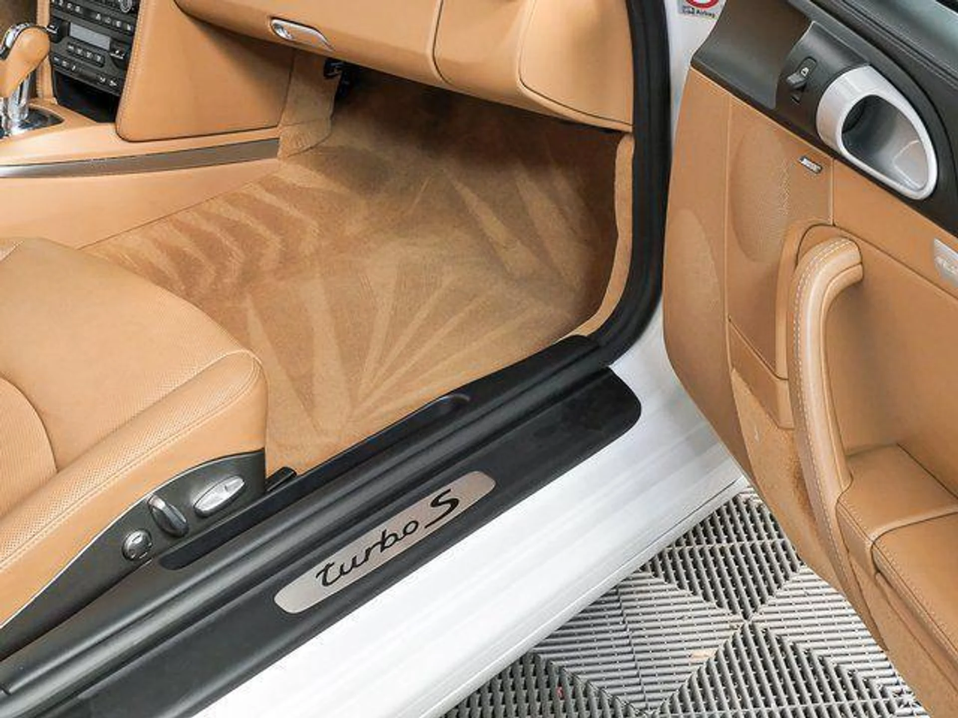 mph023_3942946674_X84p_EFK_7xchq_Y_Cx_OPI_2_Qsb_Eye_T0_1d52b38ad5