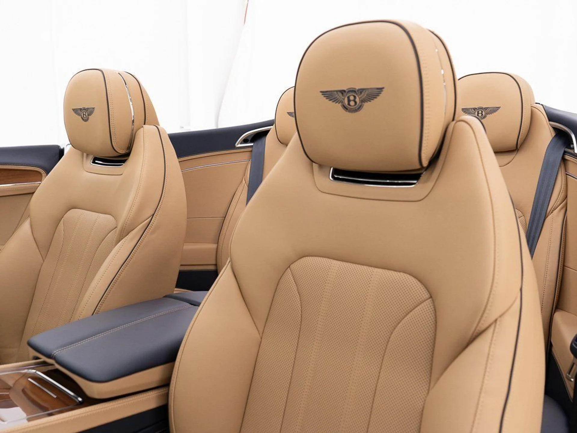 mph023_3946761485_e12c829bcfd7b76dfa6cb35eec368fe4_ab8cada245