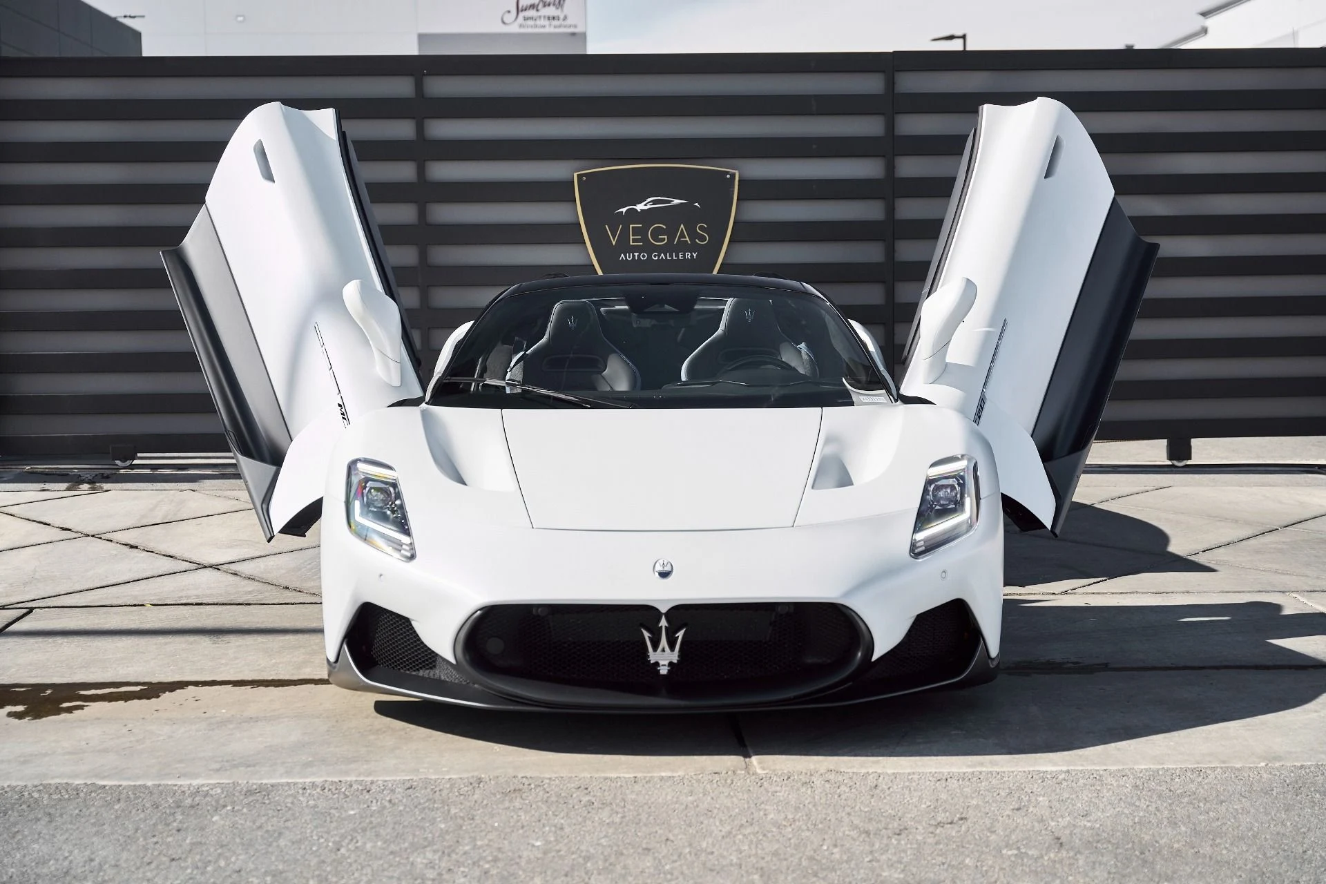 mph023_3956579317_Used_2023_Maserati_MC_20_1769481188_c1e1ba6657