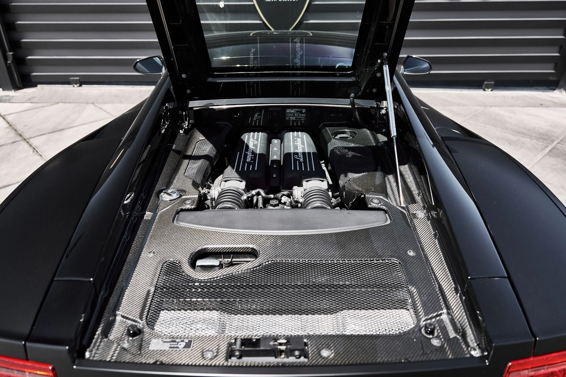 mph023_3957088251_Used_2010_Lamborghini_Gallardo_LP_560_4_1781313853_8c4449595c