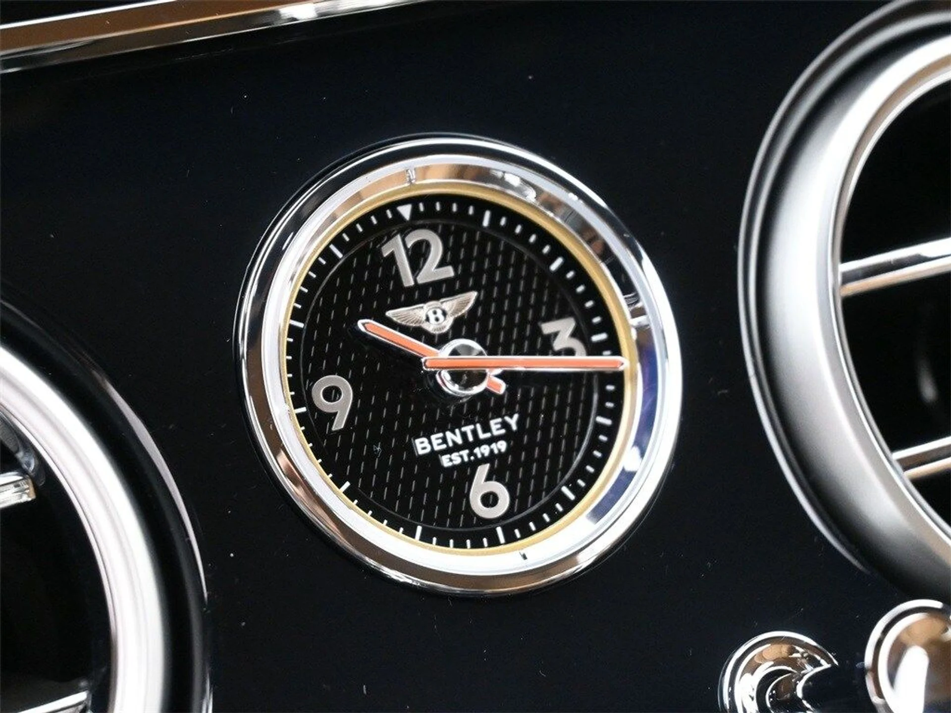 mph023_3969713823_6b445cde4546aa87e3aac588ad8da968x_bdfe7e07d0