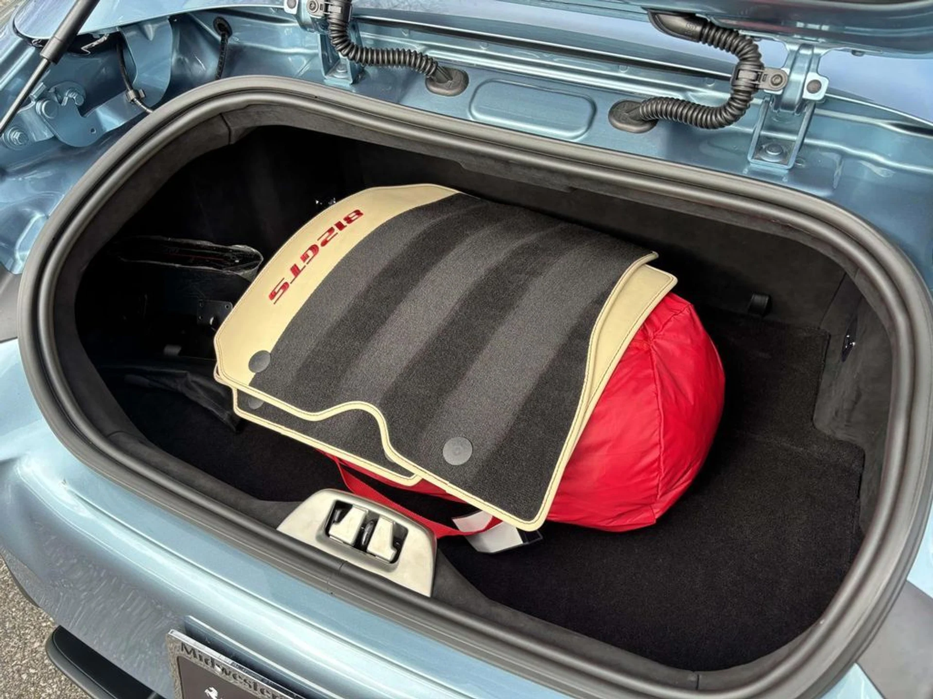 mph023_3973655483_a9a3eacd060bc63b45164a054fe8a309x_0bfc52ea52