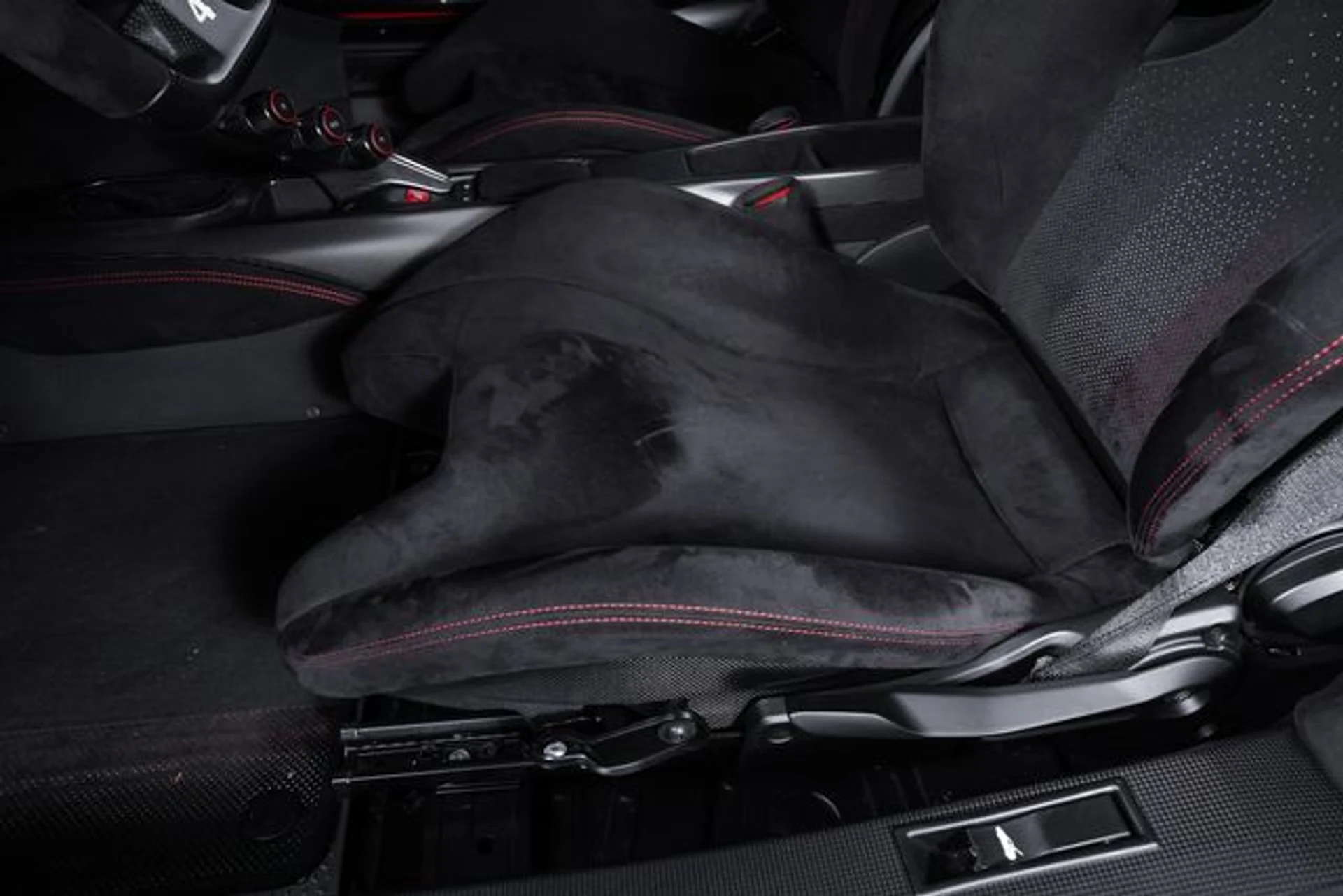 mph023_397989652_83dc9760ef18ee0242c6776529212230x_40f4a9b1d6