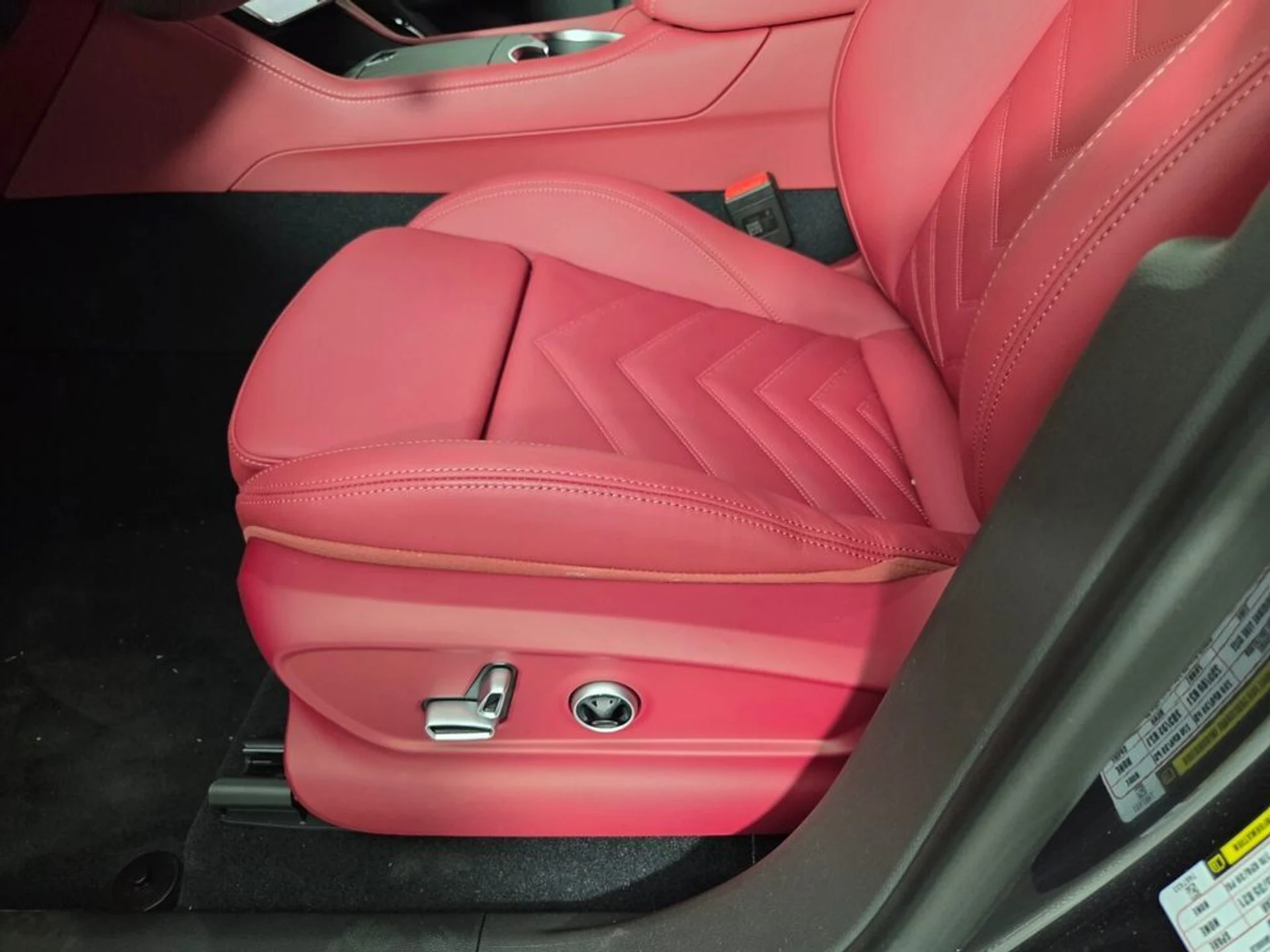 mph023_3982908508_07a3d85fd9a4113218463086e7f273be_5efde21ddc