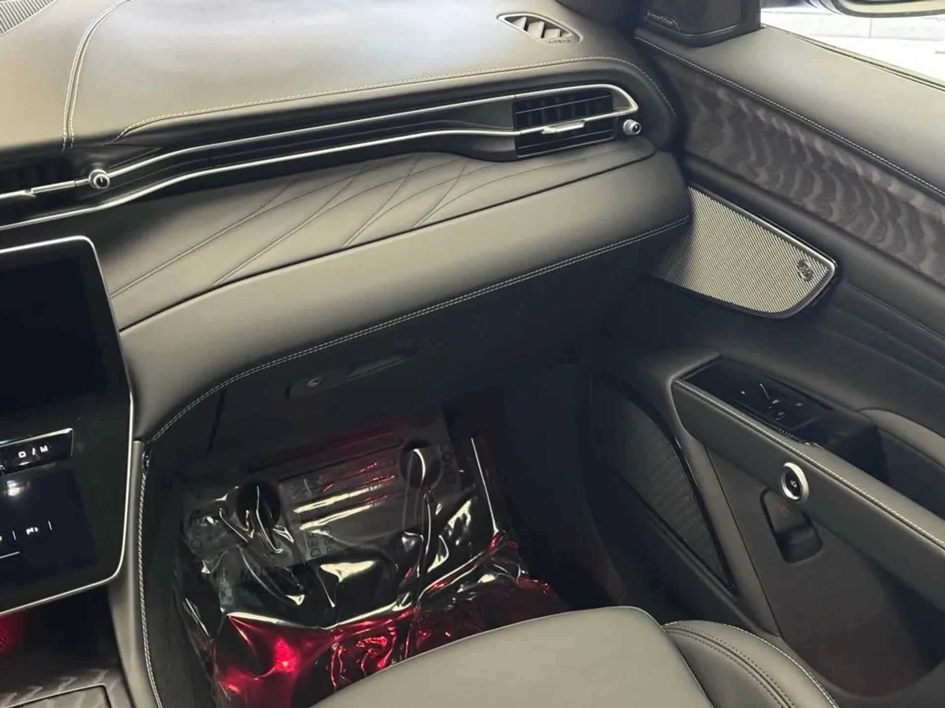 mph023_398434656_qx2je5vpv1qepifx16u1ryg59vg8_d6958cbc3f