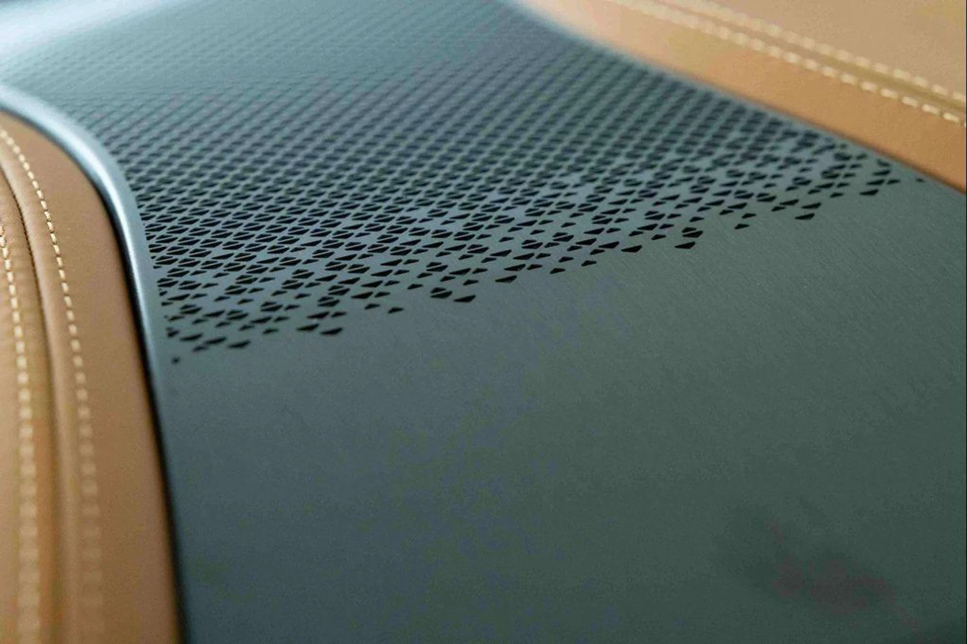 mph023_3984930643_a_UNJT_Hb_Nm_En4ek0yudcy_NGV_7vjs_0002113a22