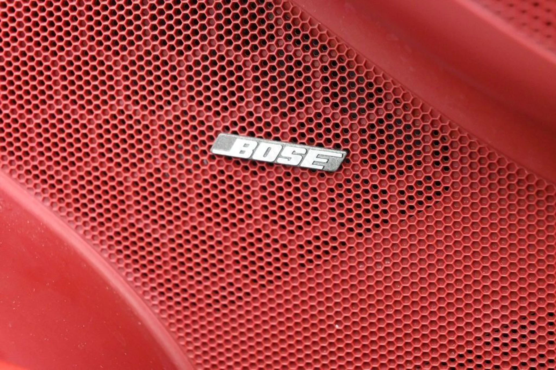 mph023_3988792369_563c0c215ad2190295257175103085b2_fceb336201