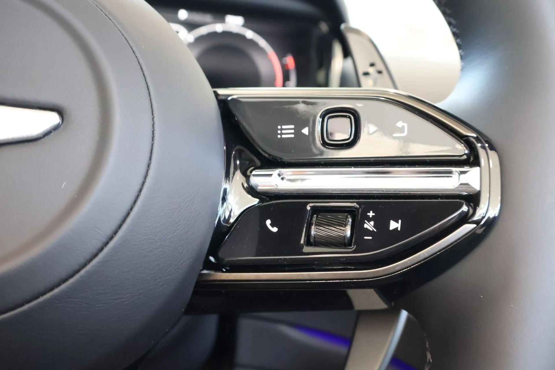 mph023_3992705302_24_e1b4243b6d