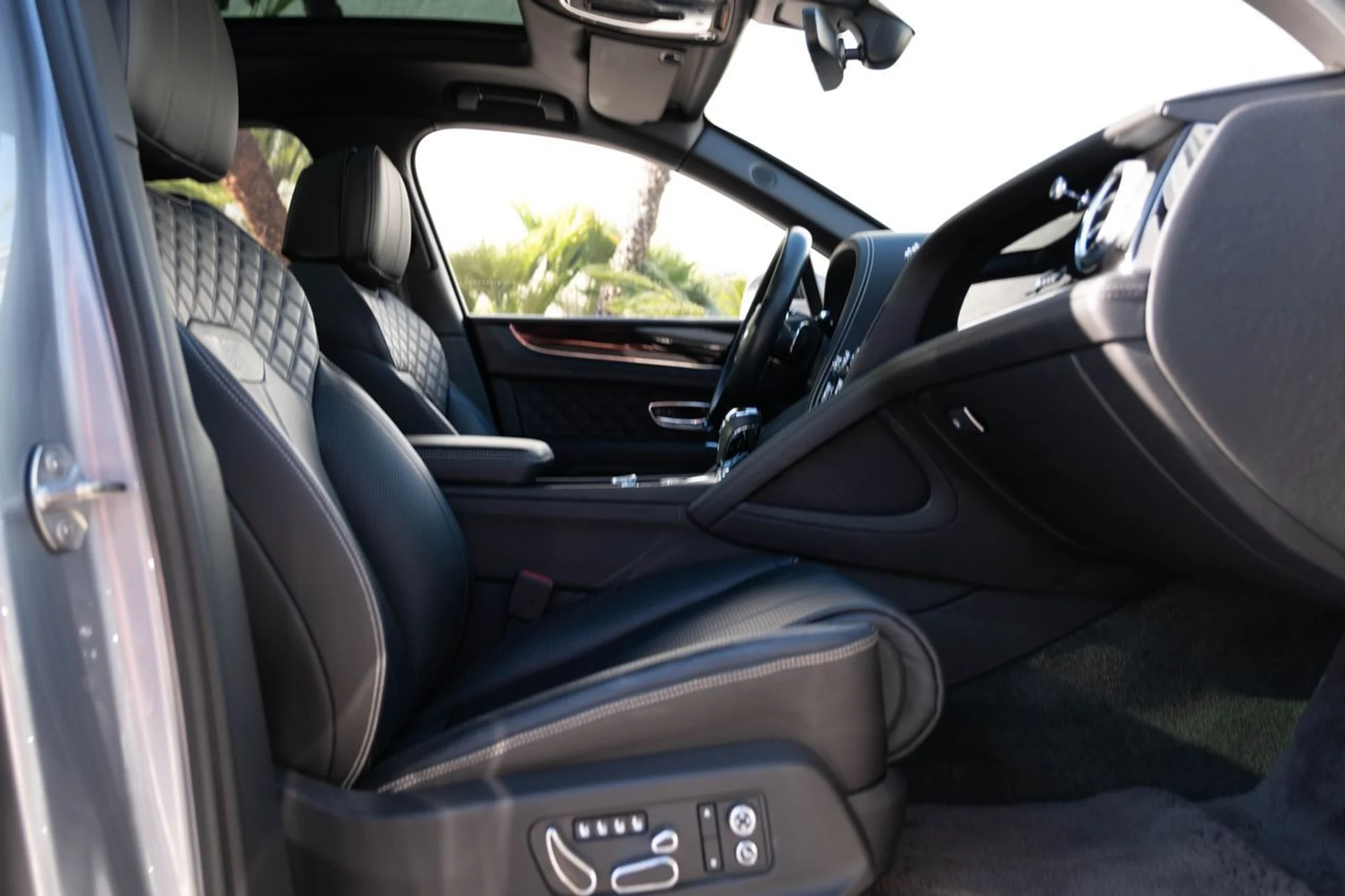 mph023_4013693710_83d479b84caf8975fc6d1f47a58ab9e7x_838ff7c2c6