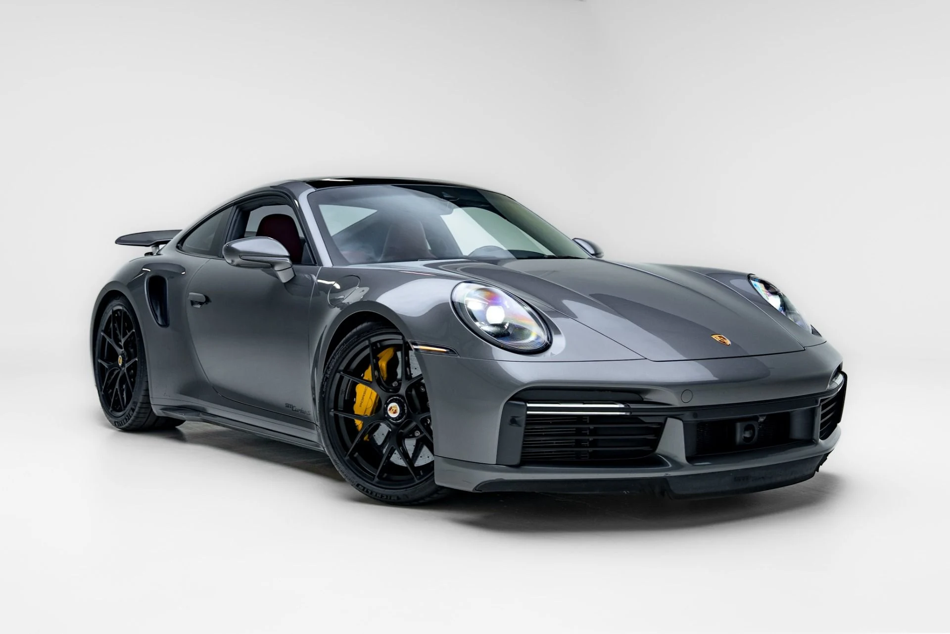 mph023_4019725138_Used_2021_Porsche_911_Turbo_S_1778698810_ad4b8bb605