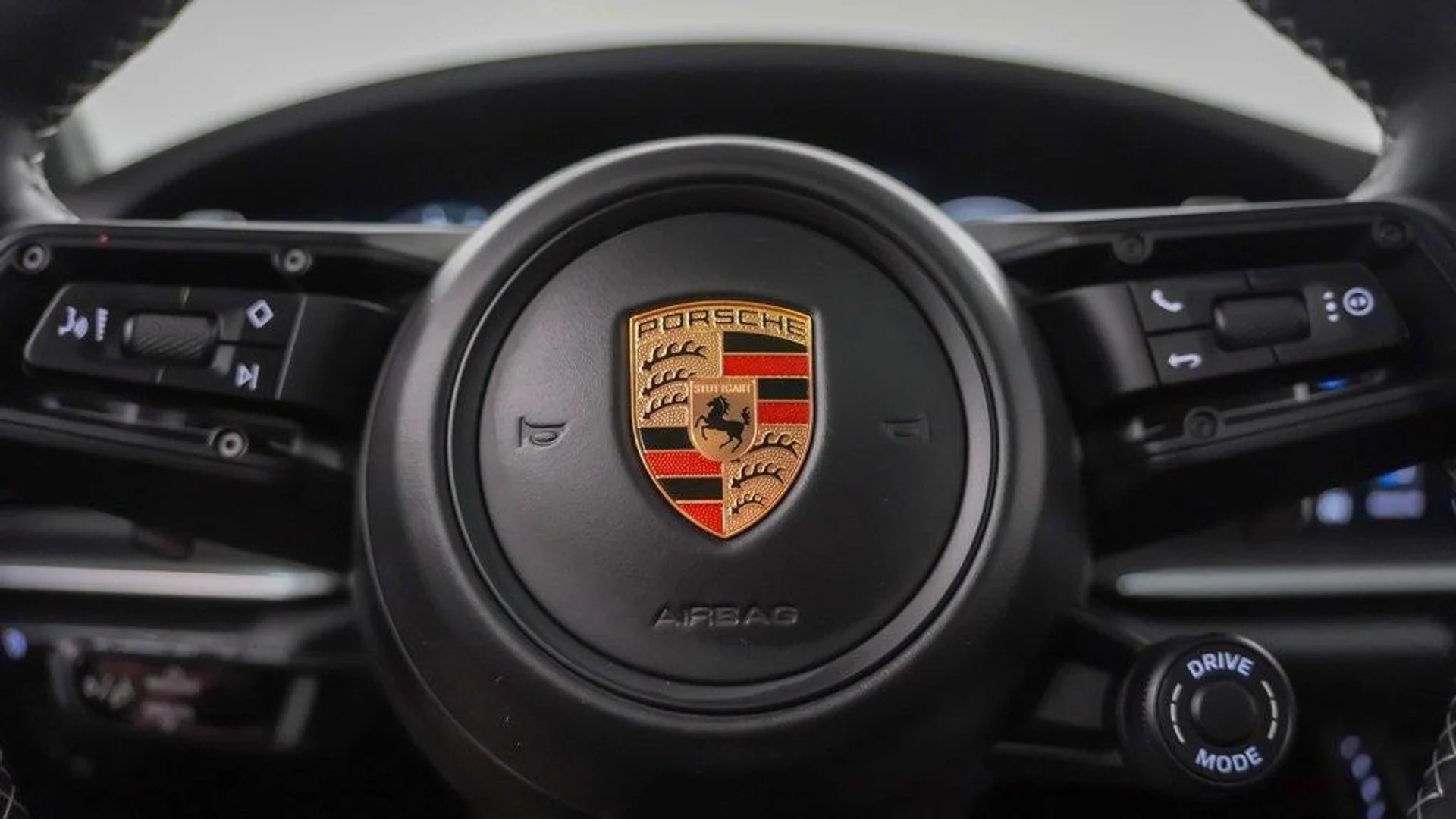 mph023_4026176573_oeb_z4_A_Rp_Vryia7h7gy3nl_KL_3_Zo_375a471075