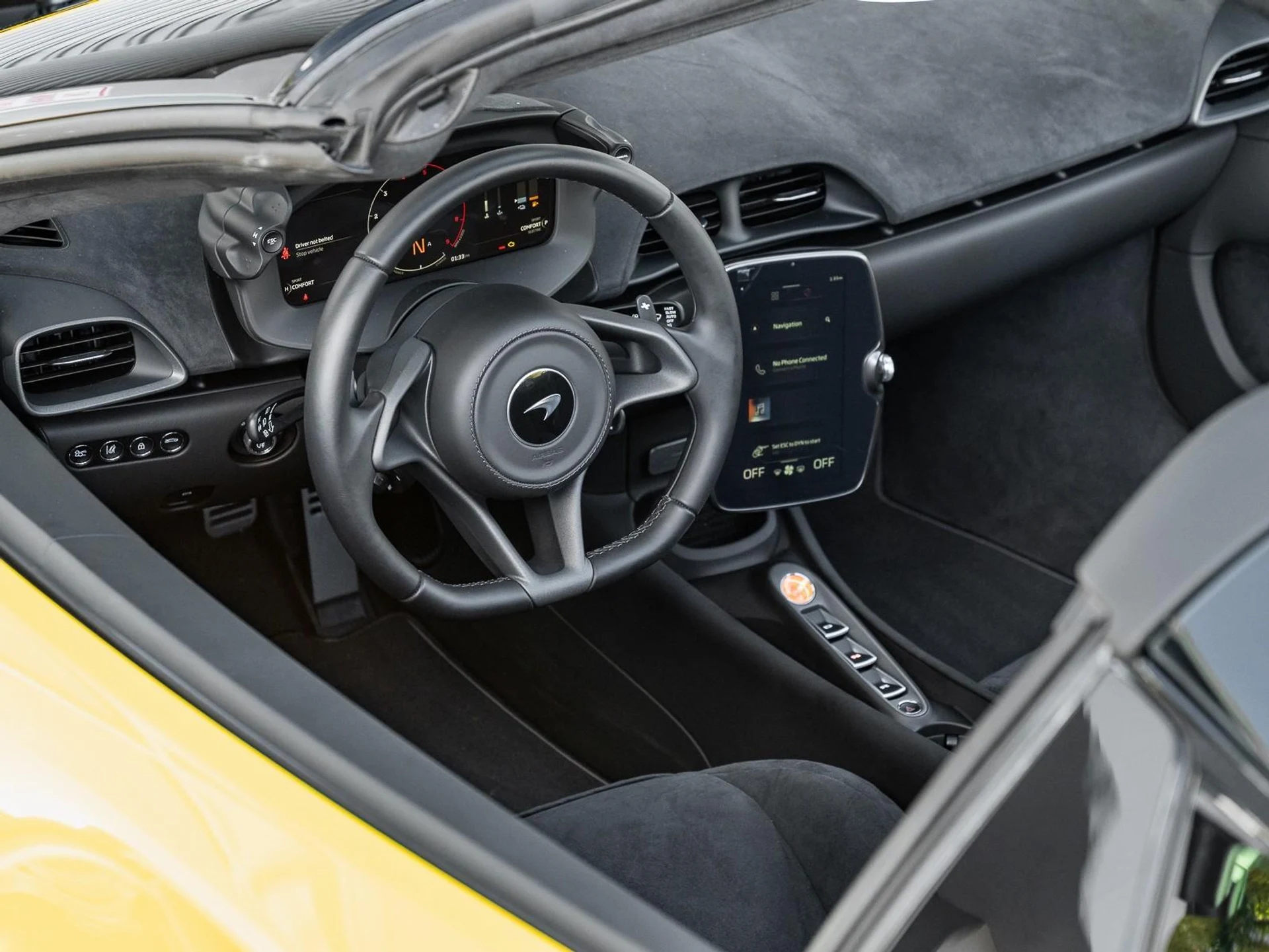 mph023_4032543192_Used_2025_Mc_Laren_Artura_Tech_Lux_1764082930_4d6da9b72a