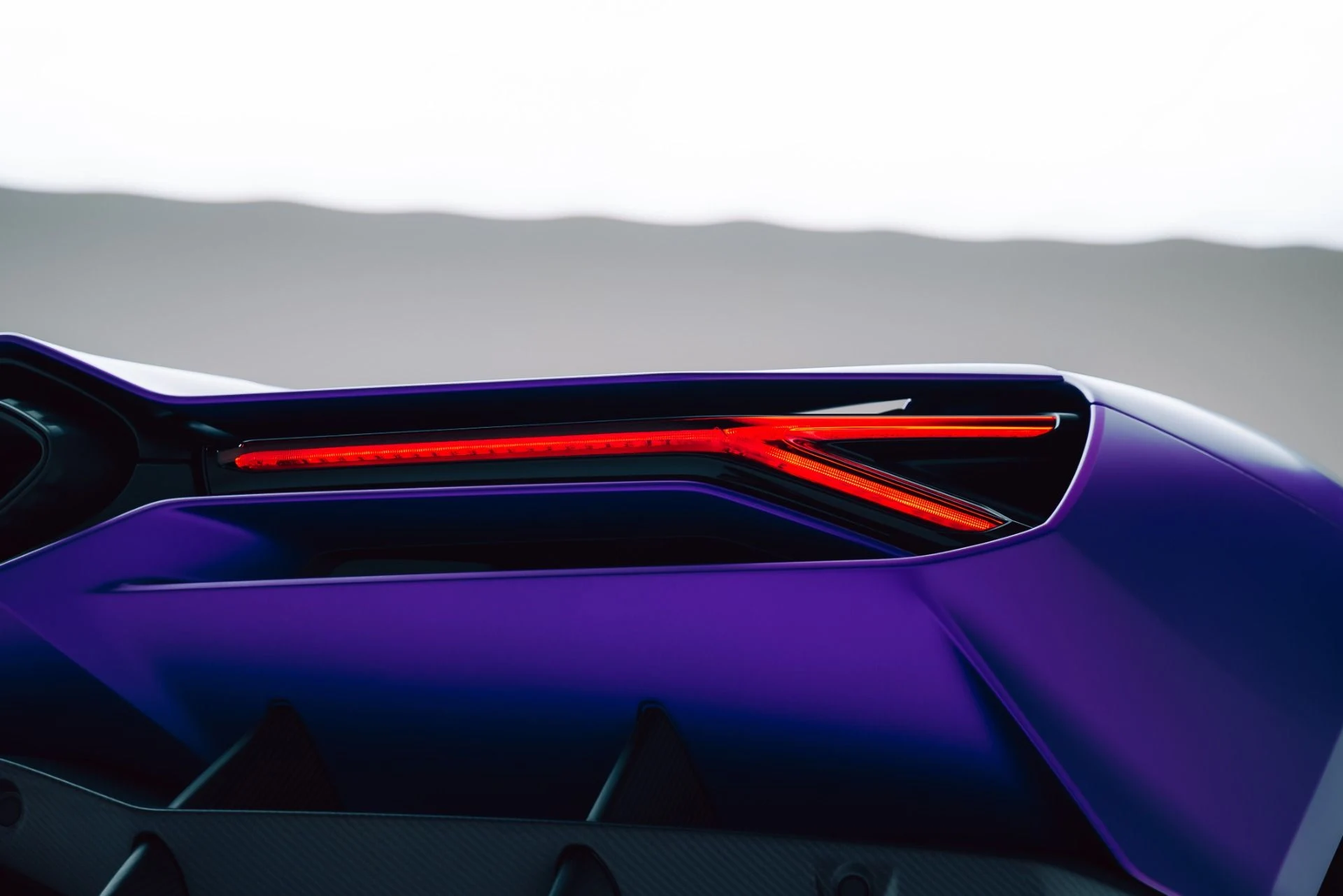 mph023_4034442374_Used_2024_Lamborghini_Revuelto_1762882693_5d25c7f490